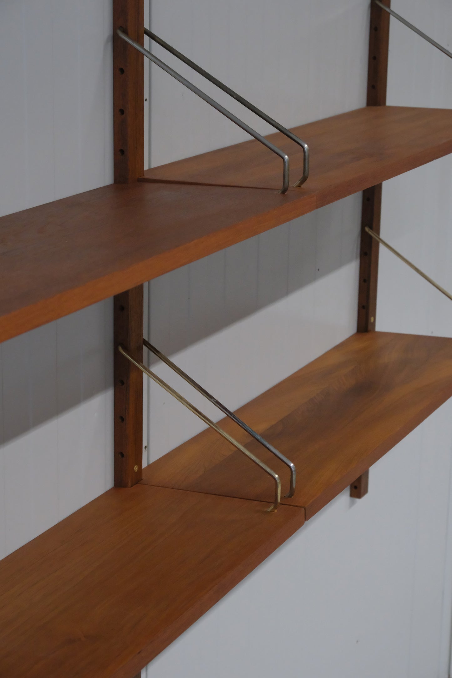 Poul Cadovius Royal Wall System