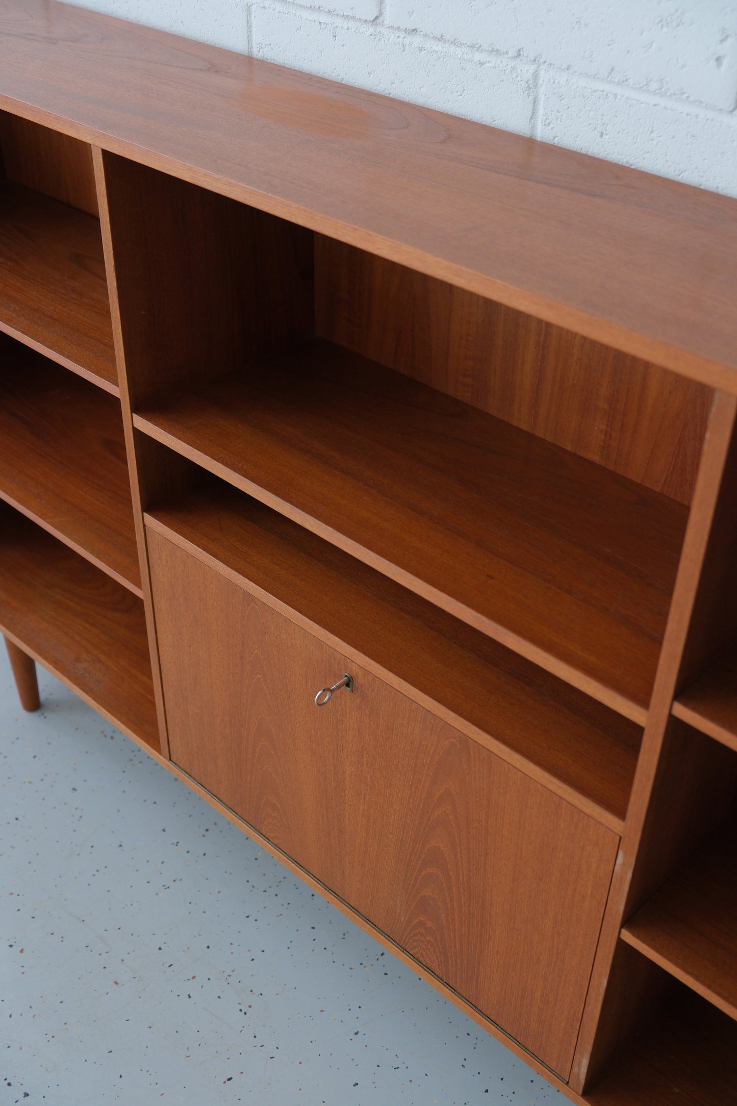 Teak bookcase with bar (unrestored)