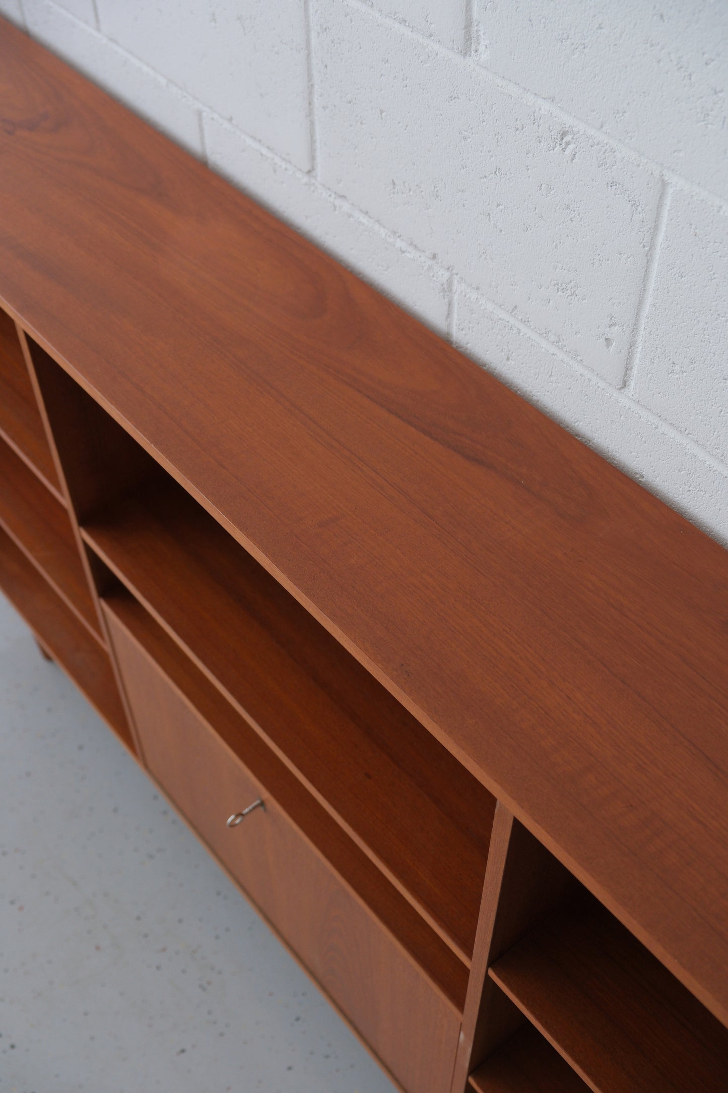 Teak bookcase with bar (unrestored)