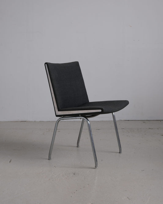 Hans J. Wegner airport chairs, model AP-38