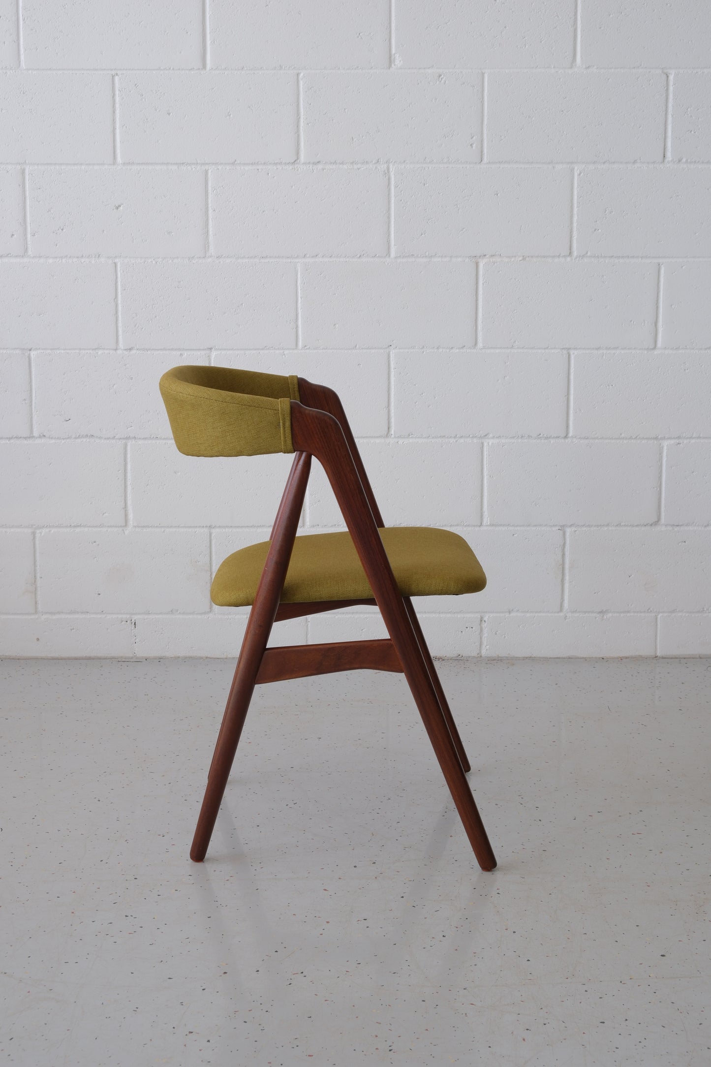 Thomas Harlev model 205 teak chairs