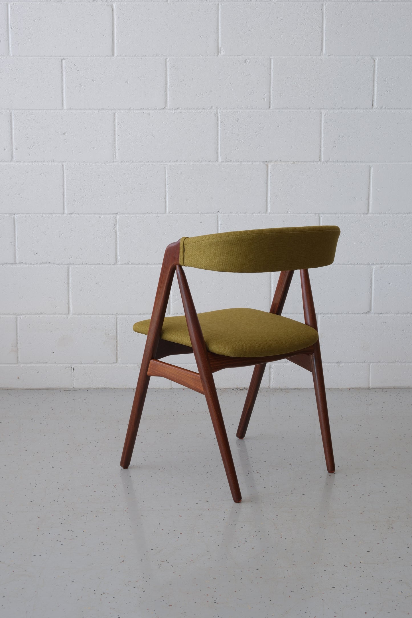 Thomas Harlev model 205 teak chairs