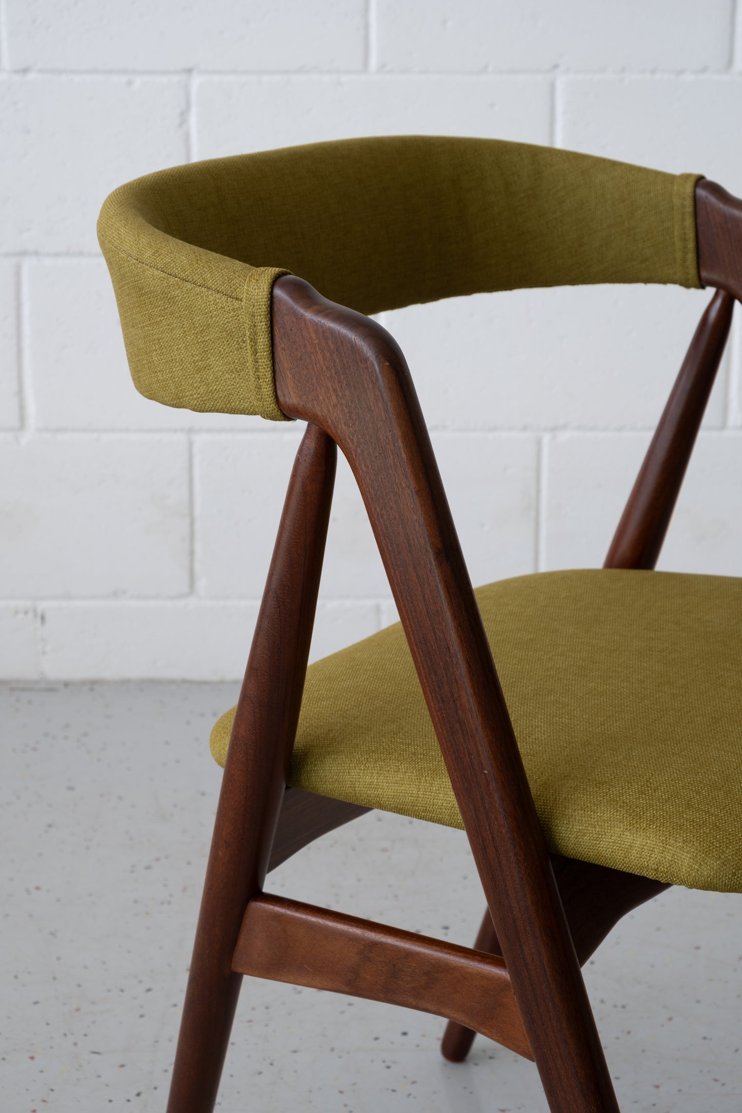 Thomas Harlev model 205 teak chairs