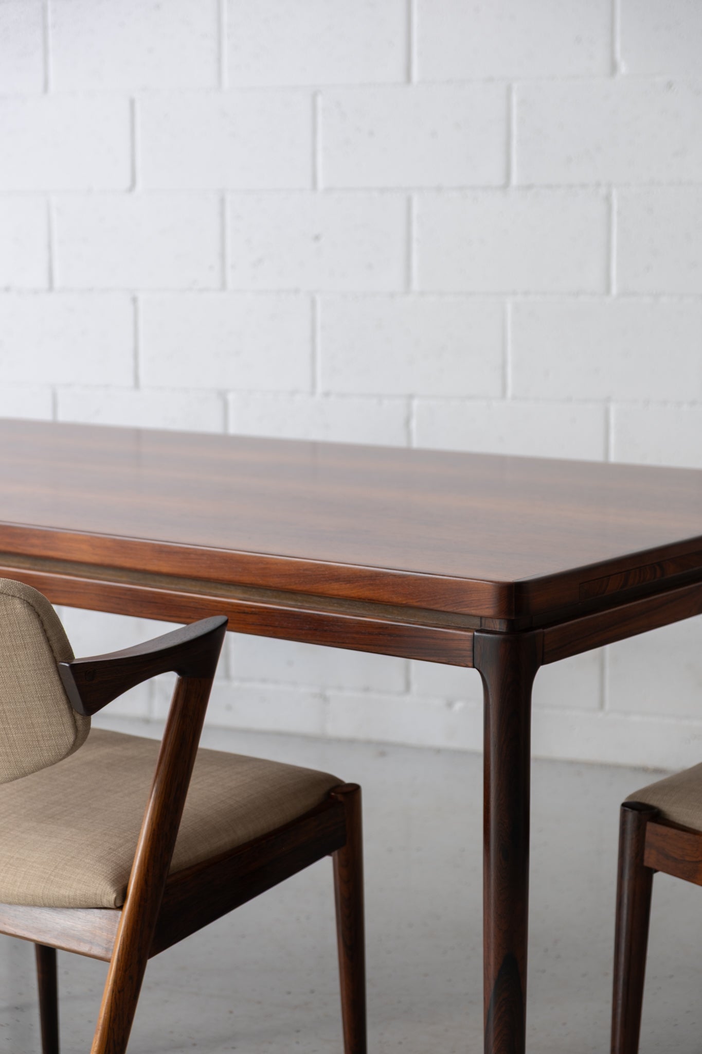 Johannes Andersen rosewood dining table for Christian Linneberg