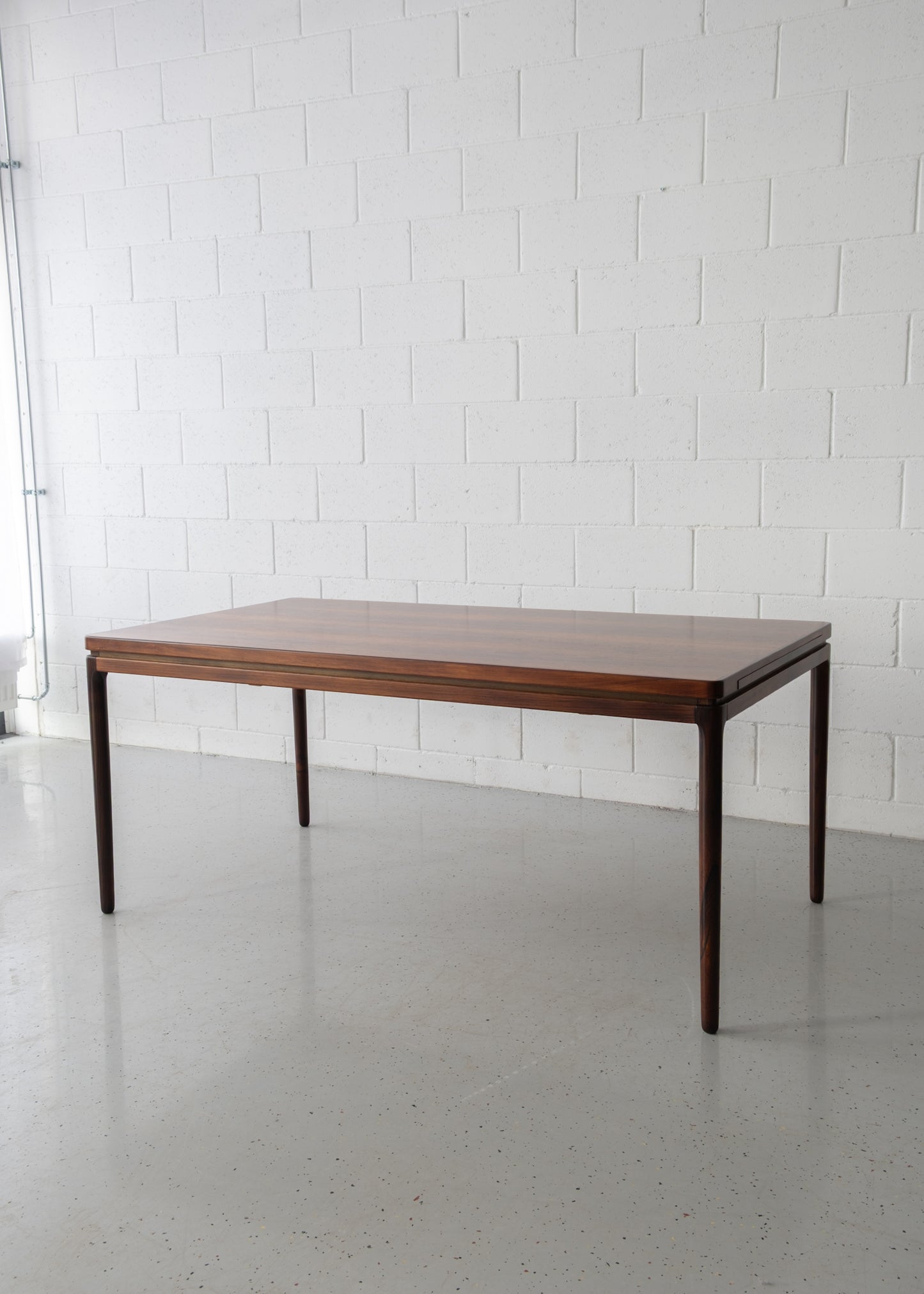 Johannes Andersen rosewood dining table for Christian Linneberg