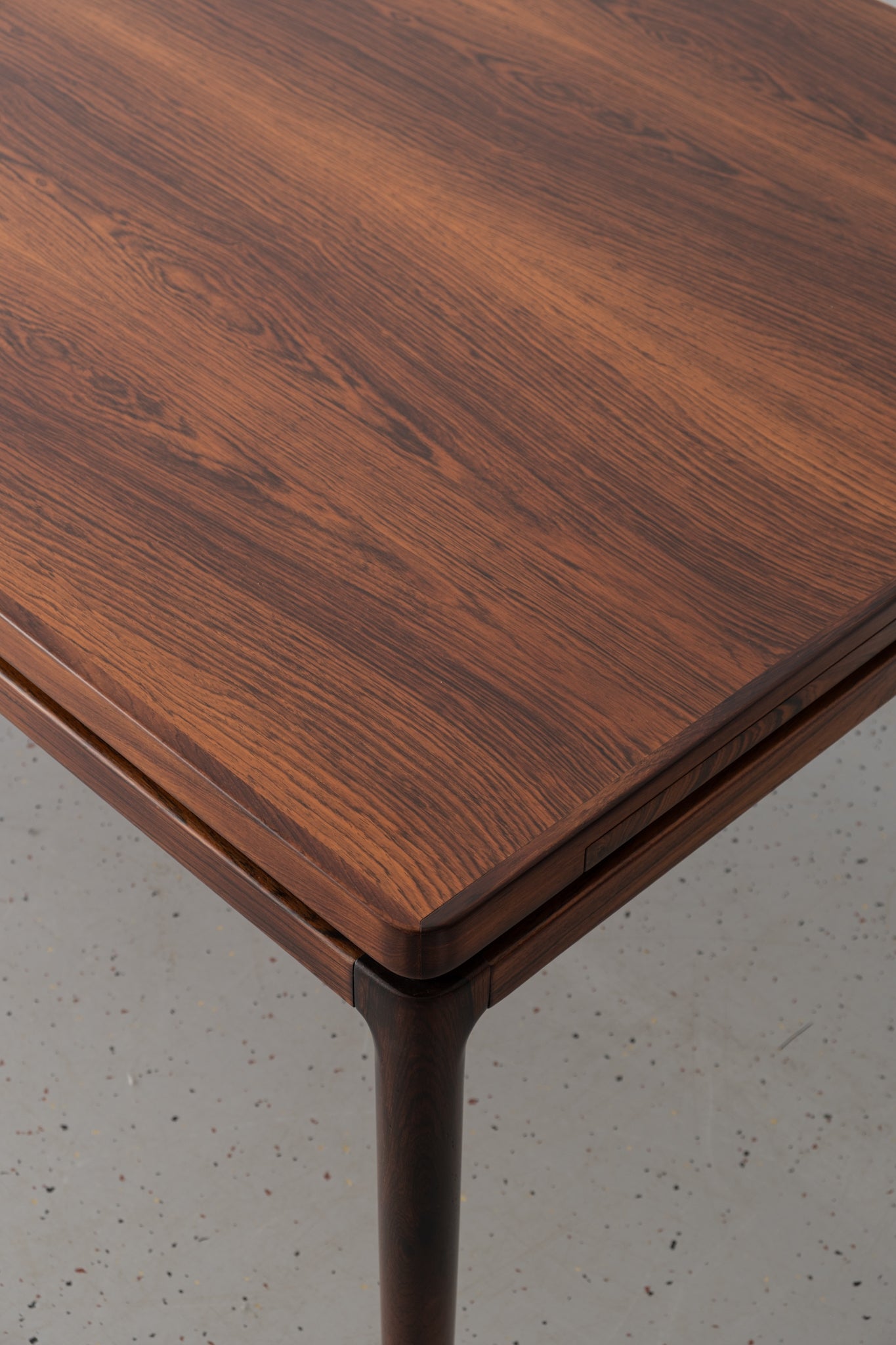 Johannes Andersen rosewood dining table for Christian Linneberg