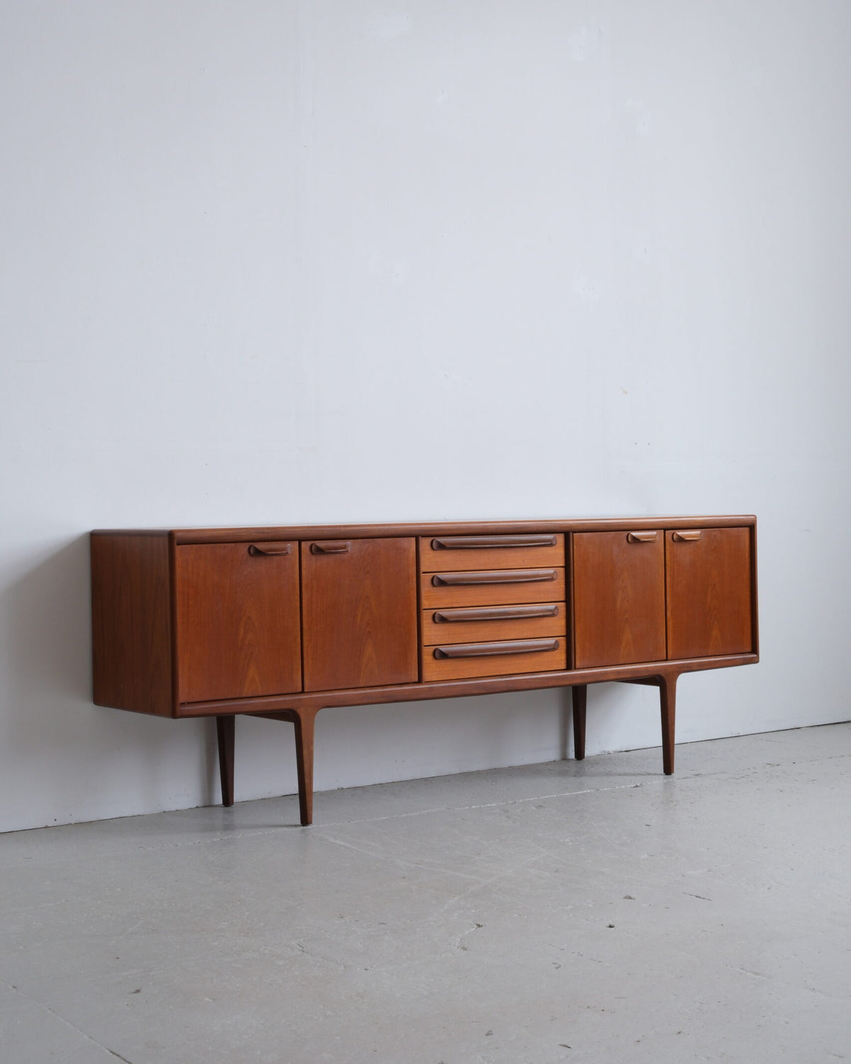 Younger sideboard