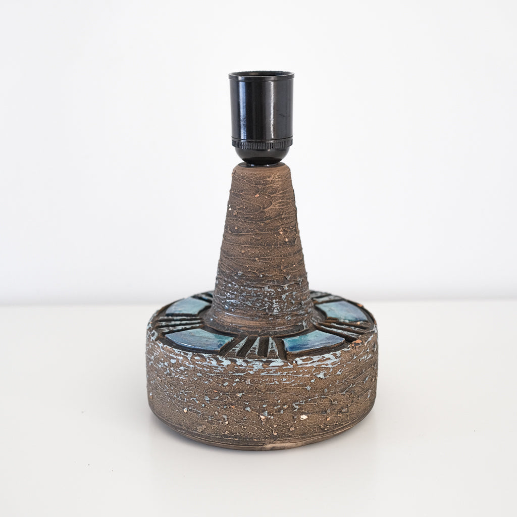 Scandinavian ceramic lamp