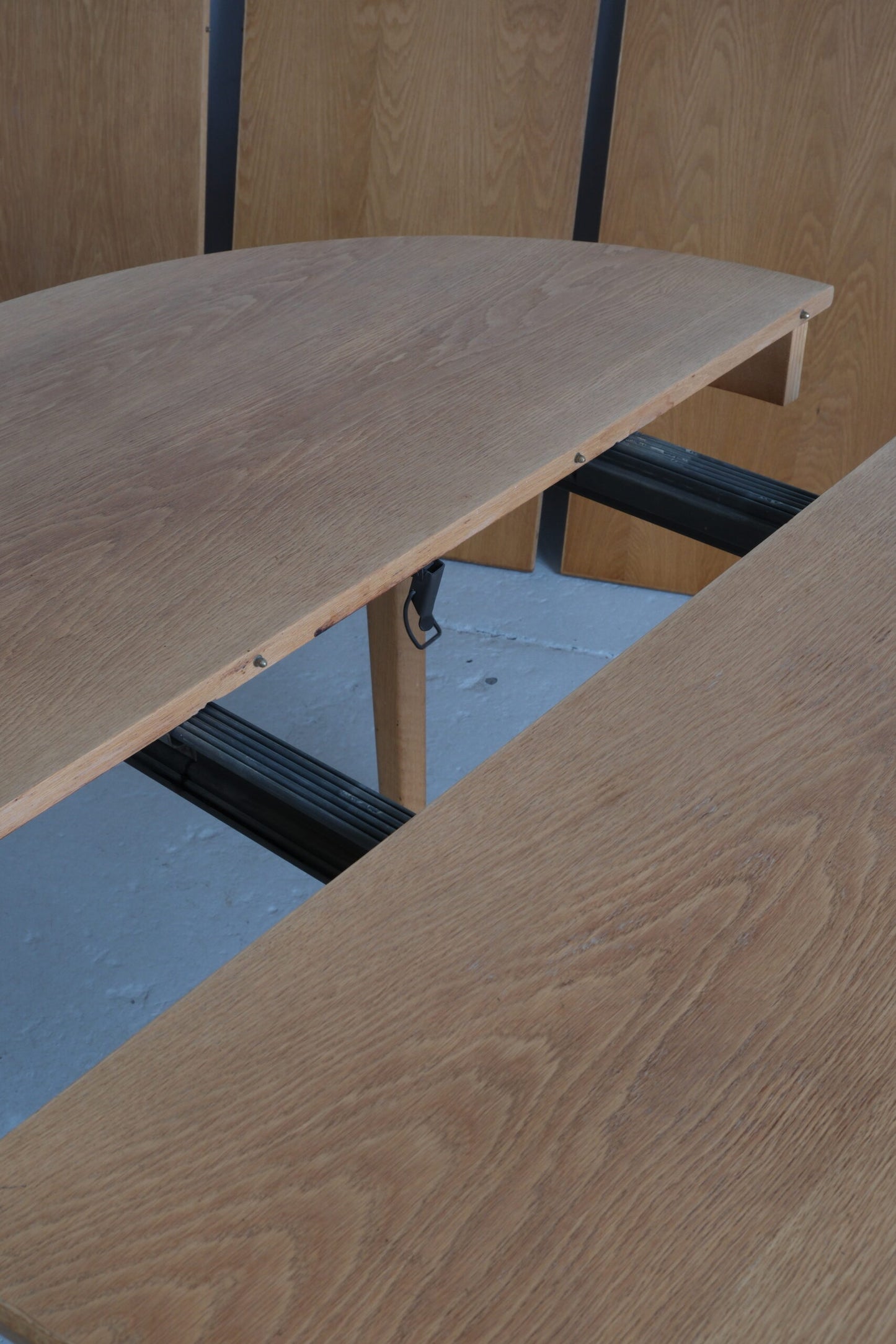 Extendable oak dining table by Omann Jun