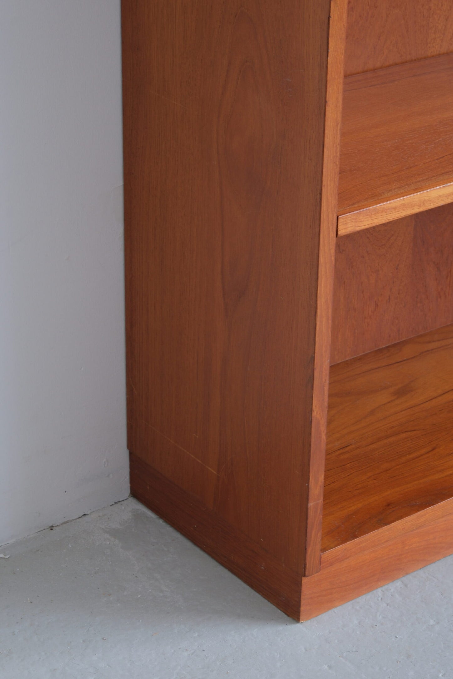 Teak bookshelf 1960s (unrestored)