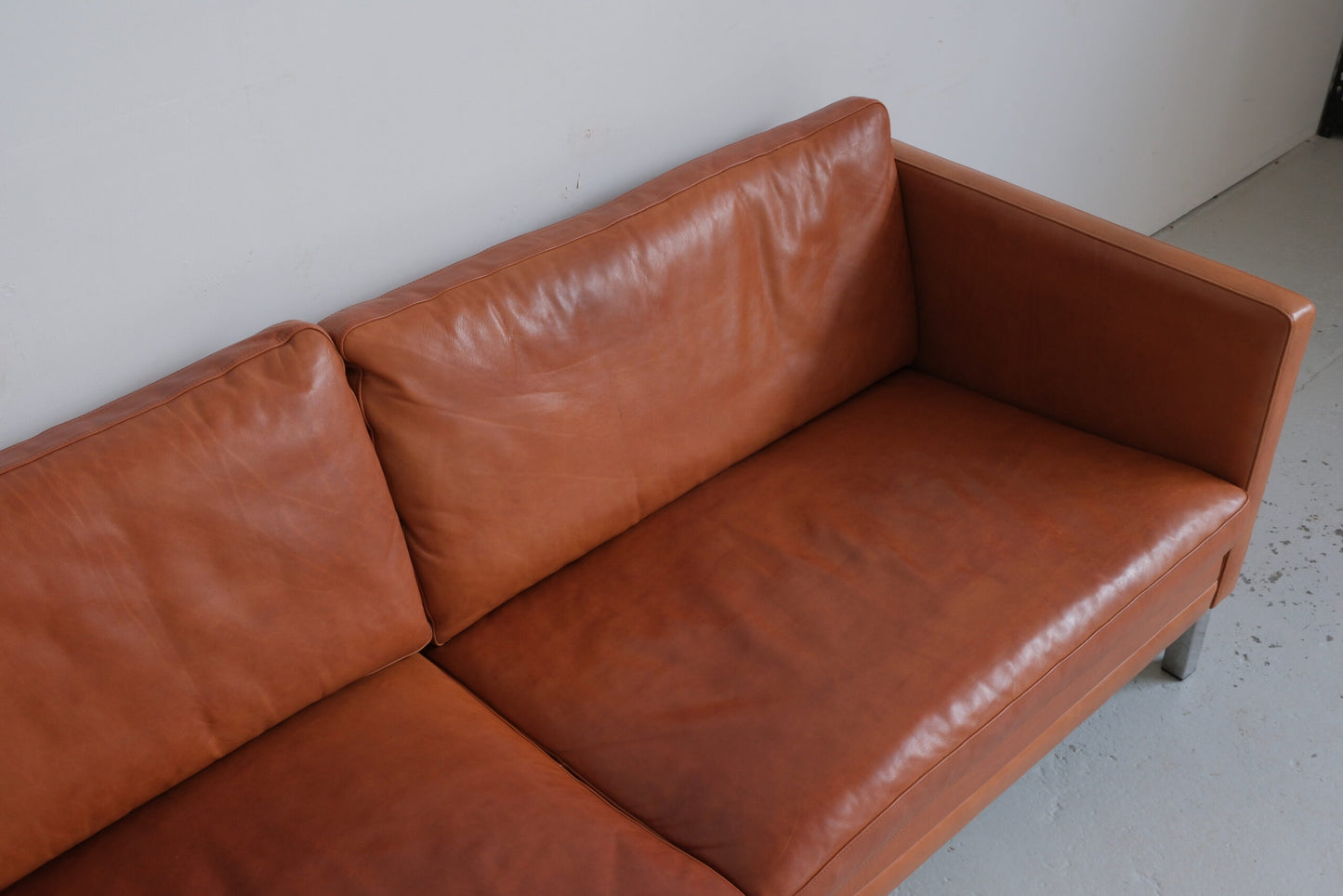 Mogens Hansen MH376 Sofa (New Price 4900€)