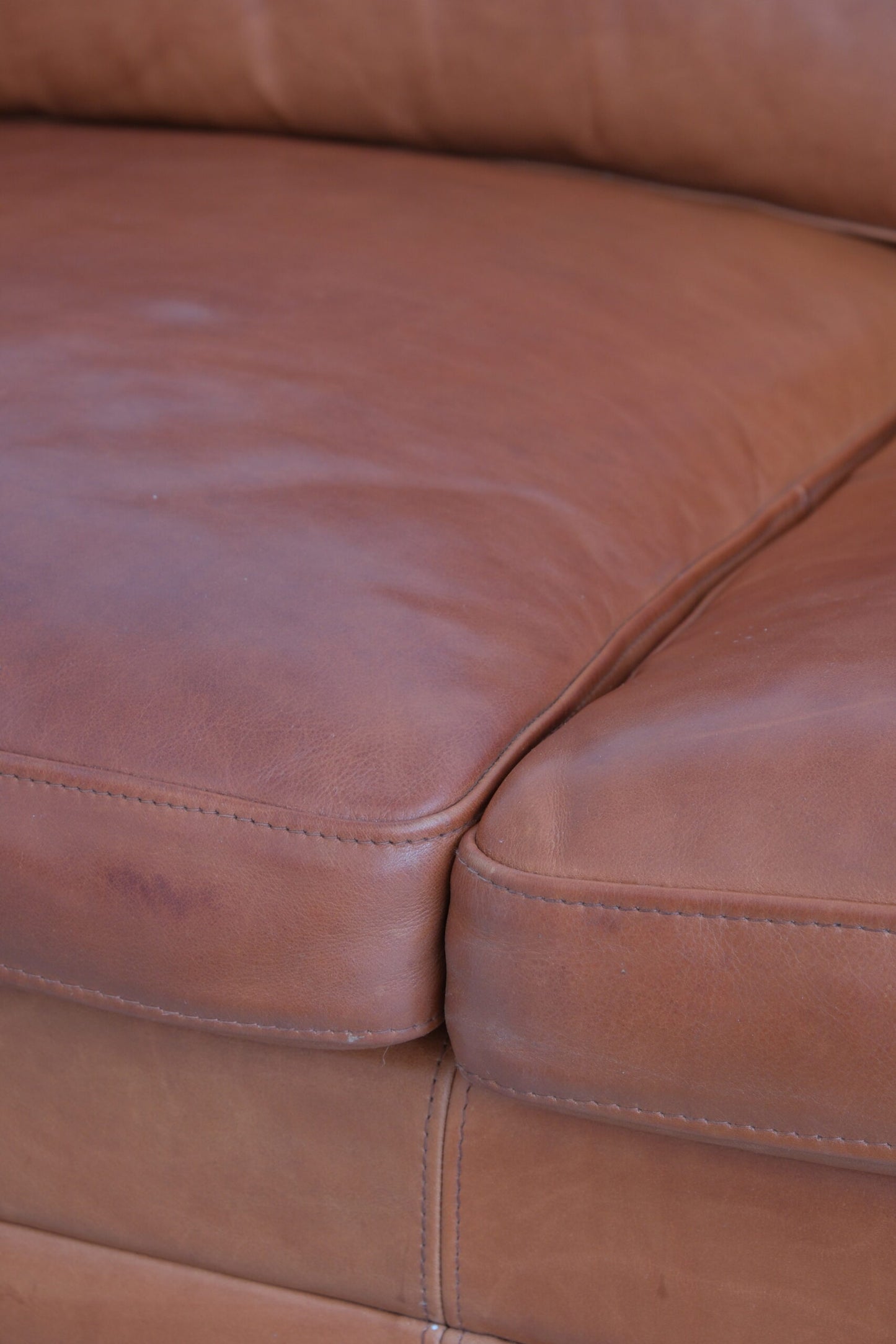 Mogens Hansen MH376 Sofa (New Price 4900€)