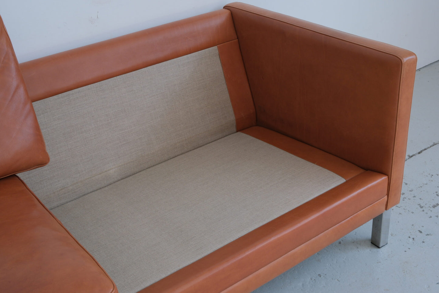 Mogens Hansen MH376 Sofa (New Price 4900€)