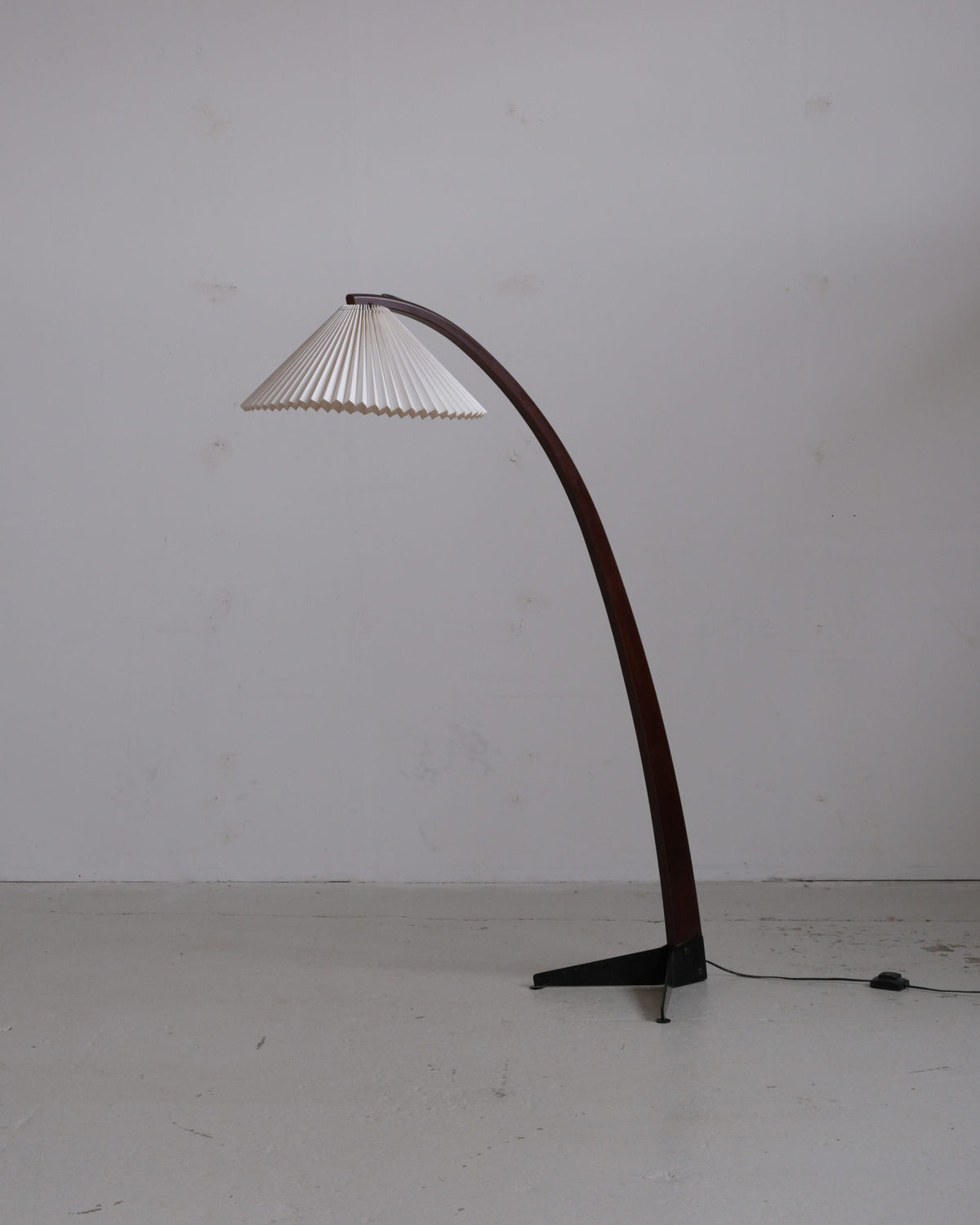Mads Caprani põrandalamp, 1970./80. aastad