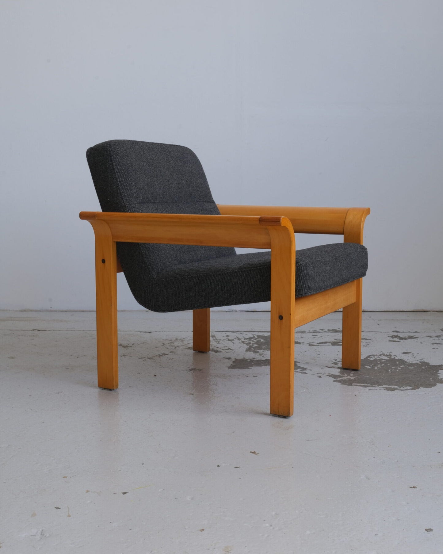 Armchair | Armchair | Magnus Olesen | Rud Thygesen &amp; Johnny Sørensen