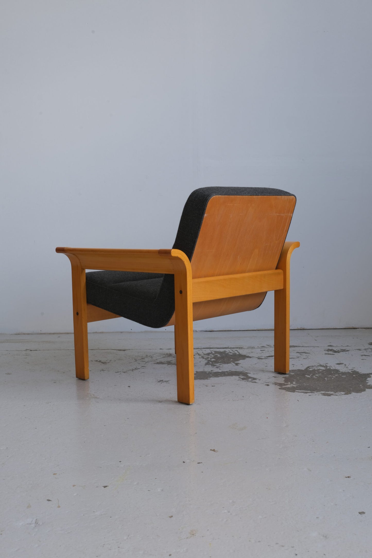 Armchair | Armchair | Magnus Olesen | Rud Thygesen &amp; Johnny Sørensen