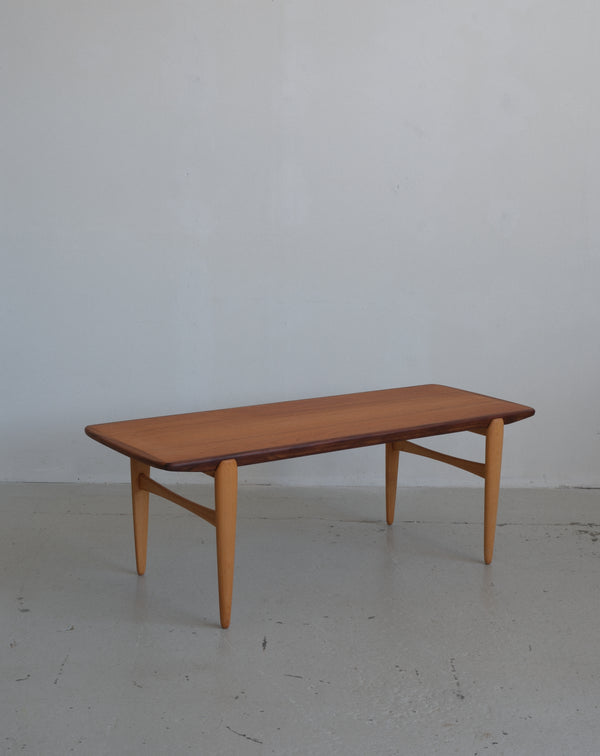 Coffee table vintage