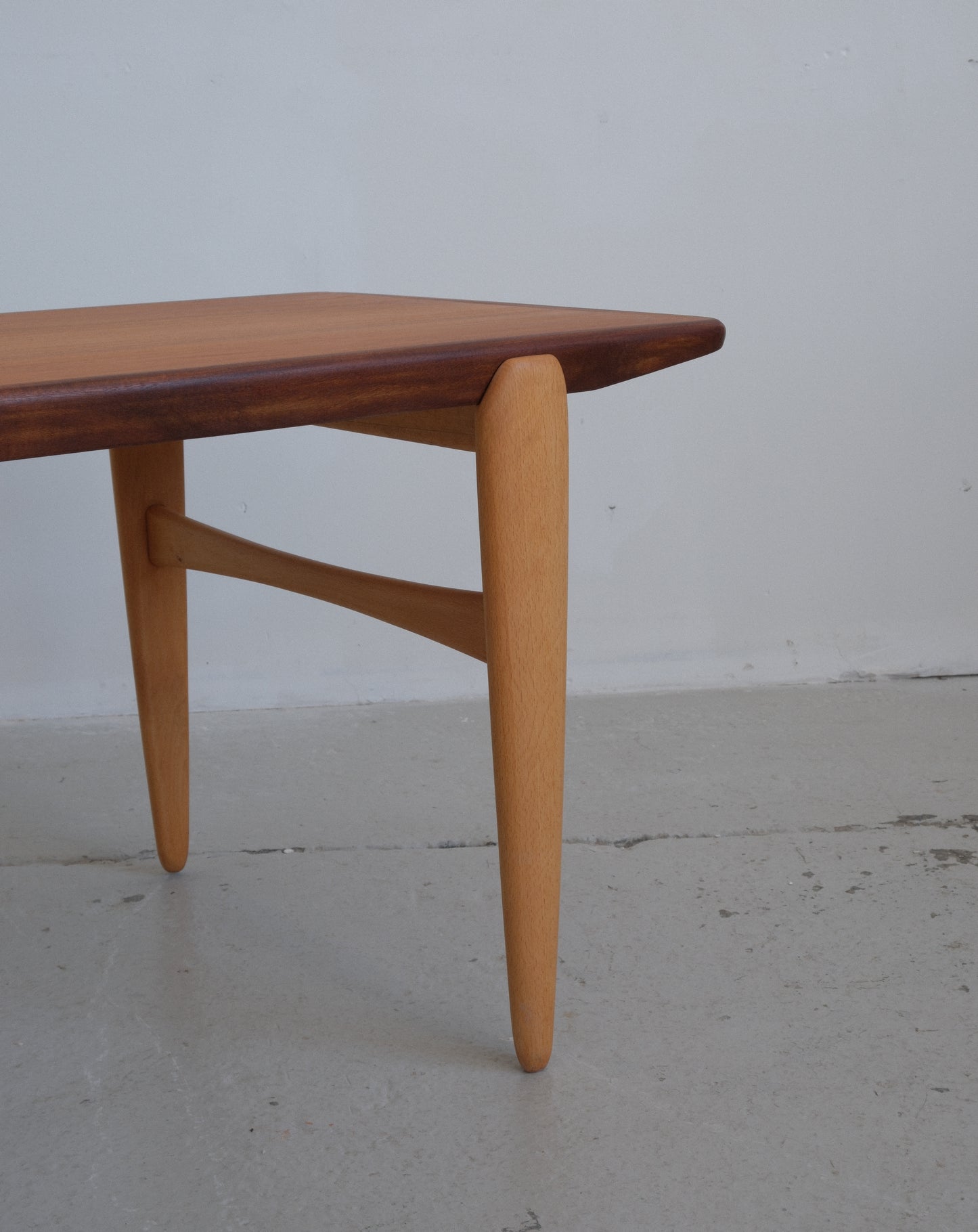Coffee table vintage