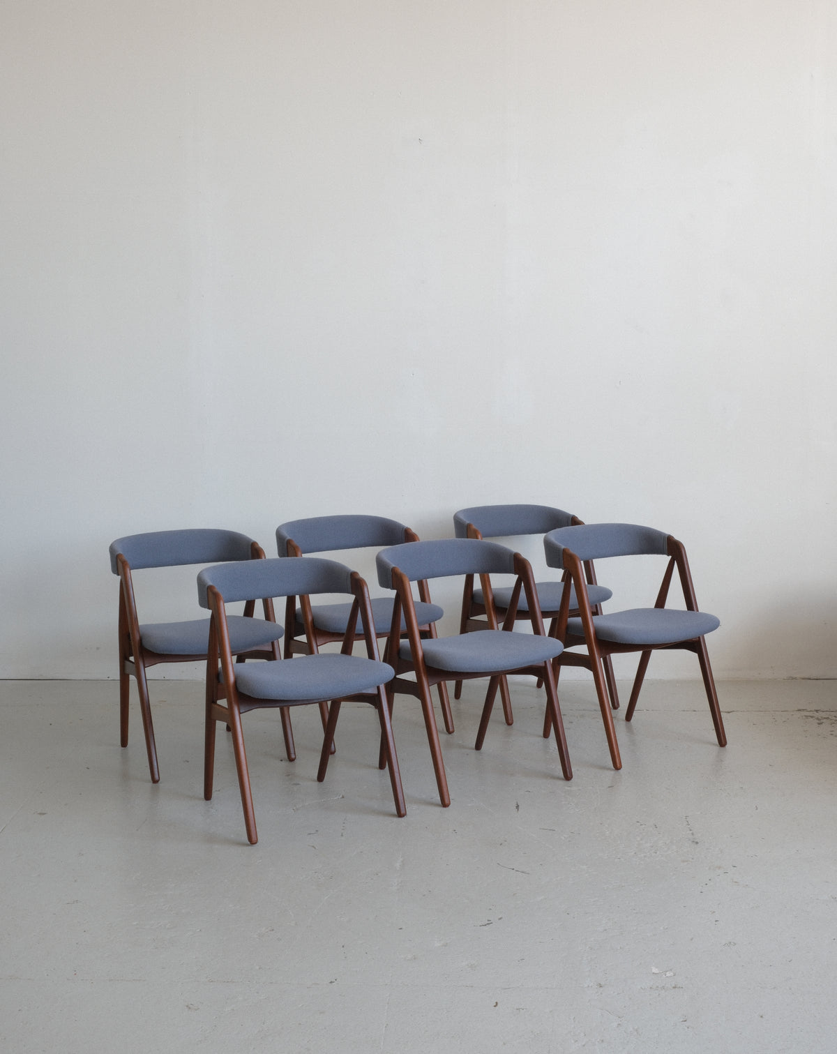 Thomas Harlev, model 205, Farstrup Chair Factory, set of 6