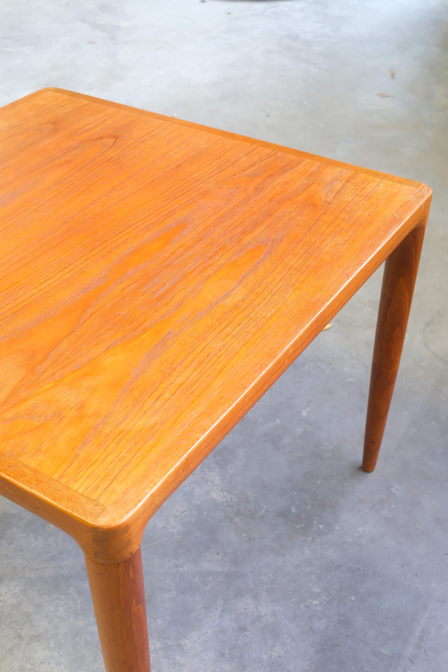H.W Klein Bramin kohvilaud (reserve: 150€)