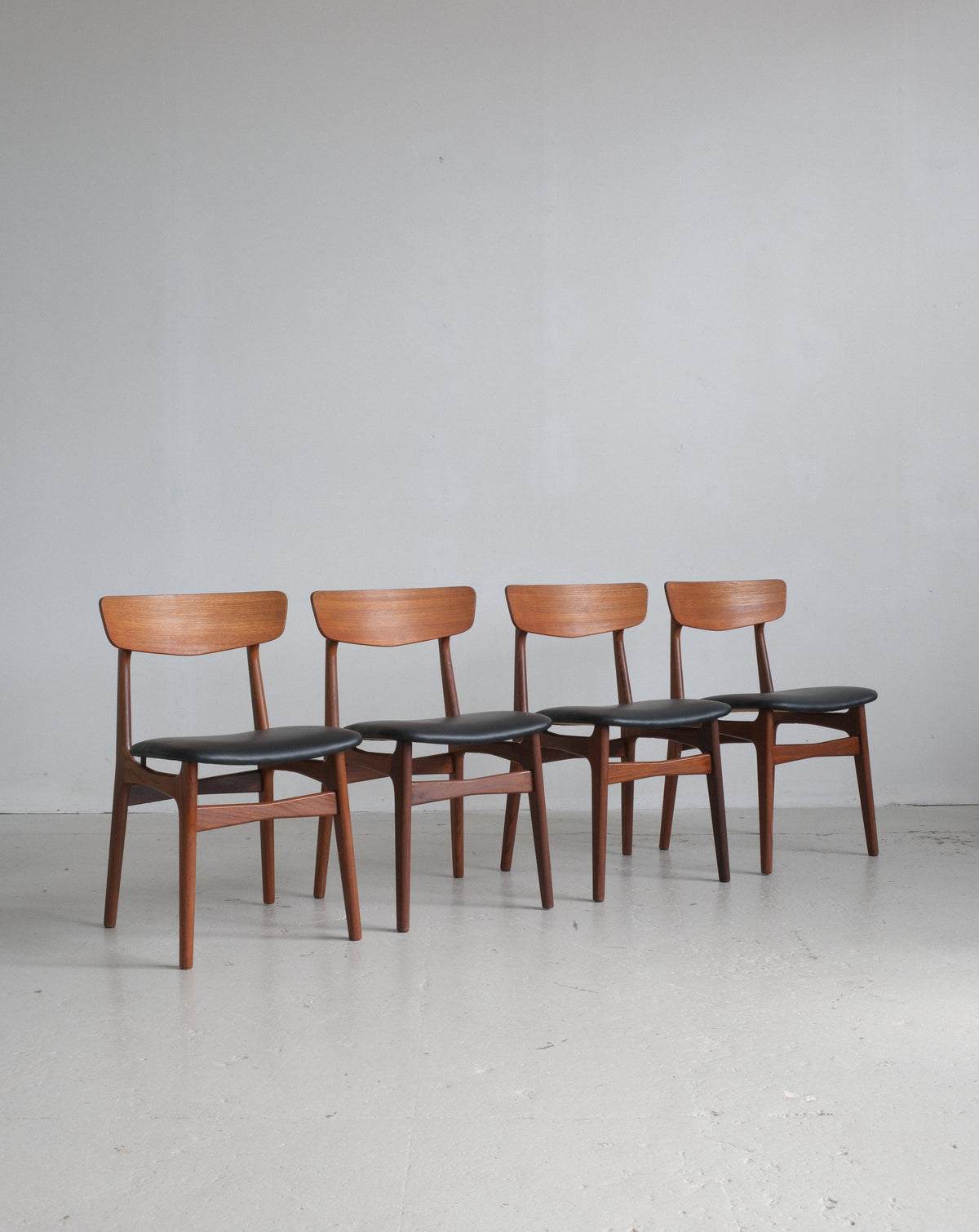 Schønning & Elgaard chairs