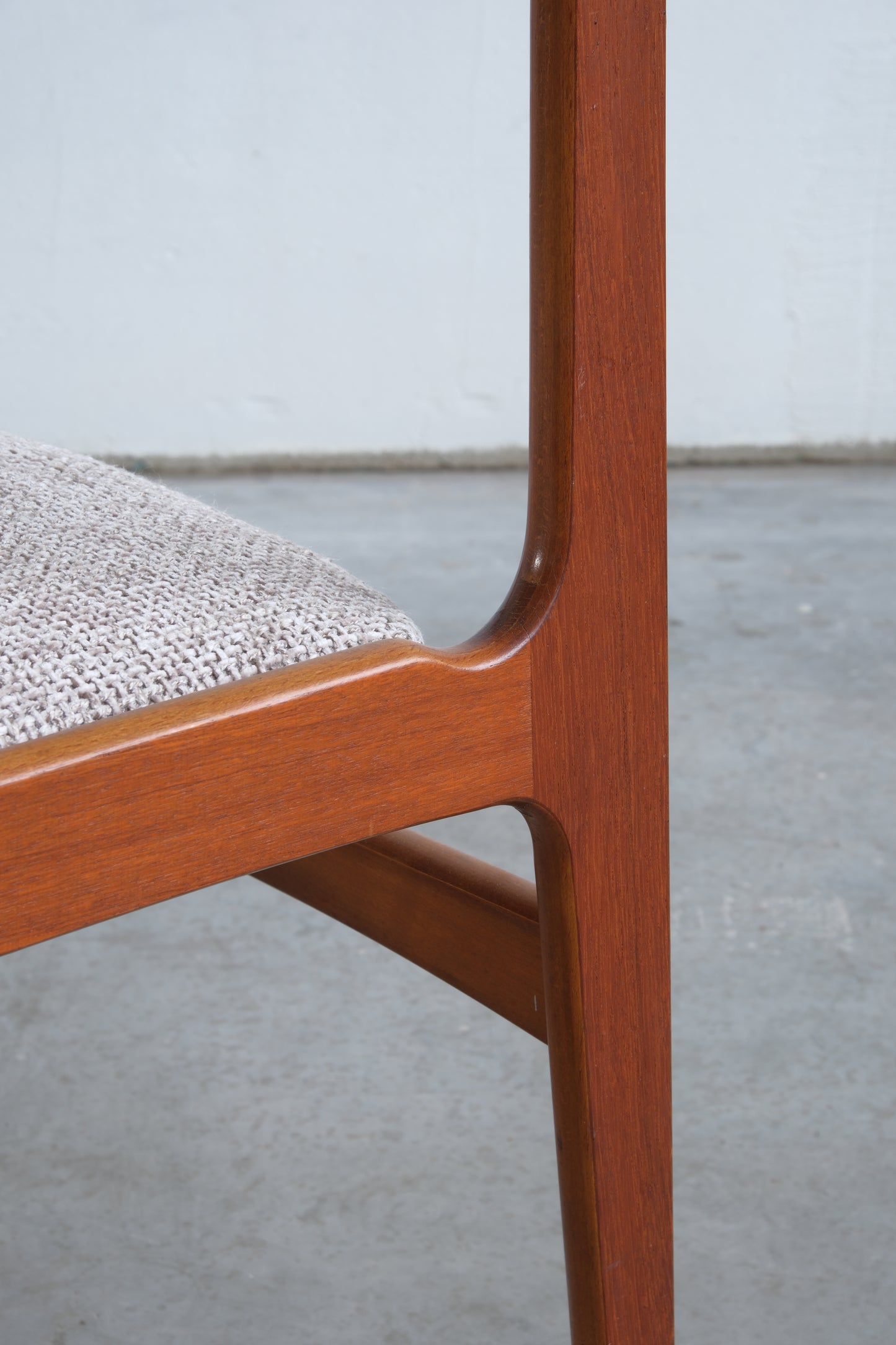 Anderstup chairs