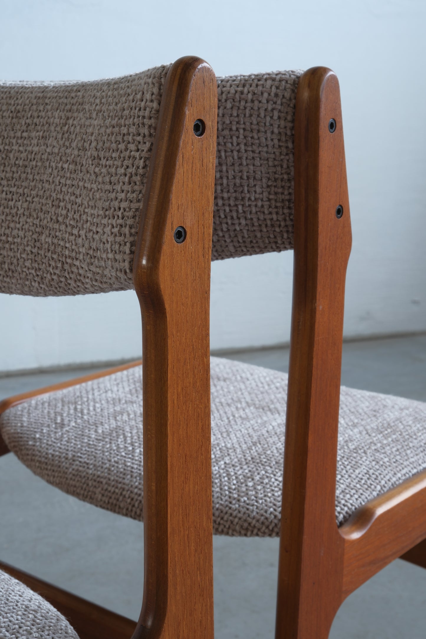 Anderstup chairs