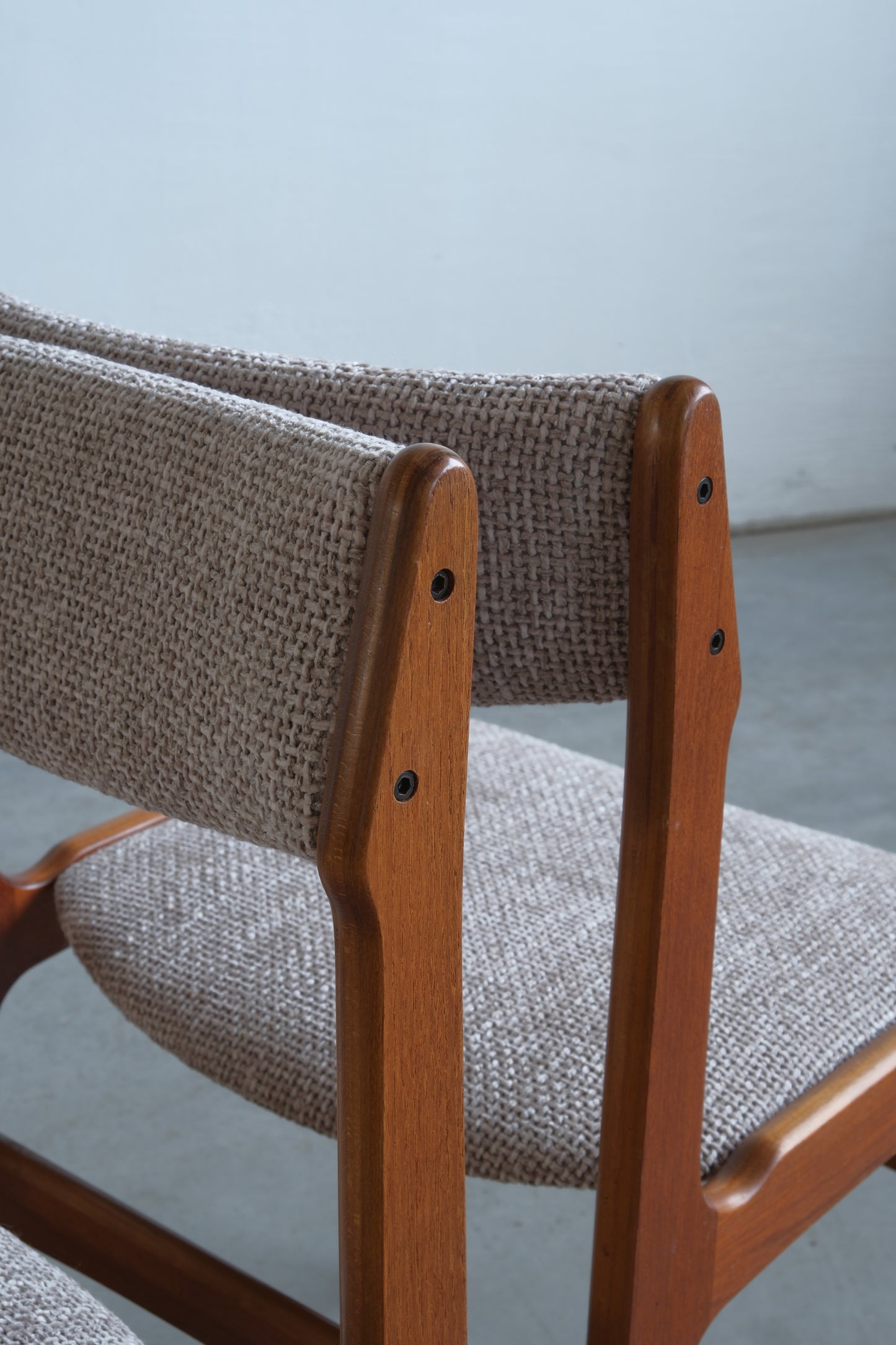 Anderstup chairs