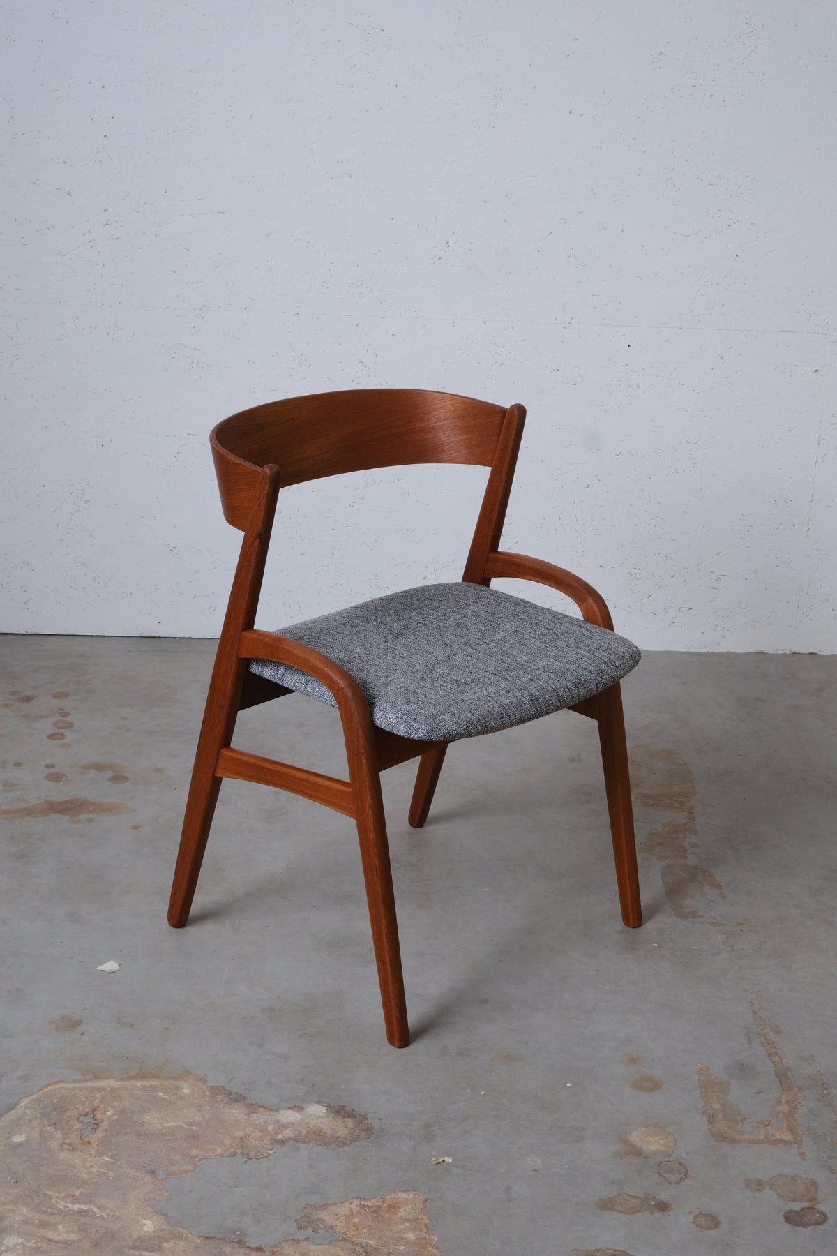 Danish chair