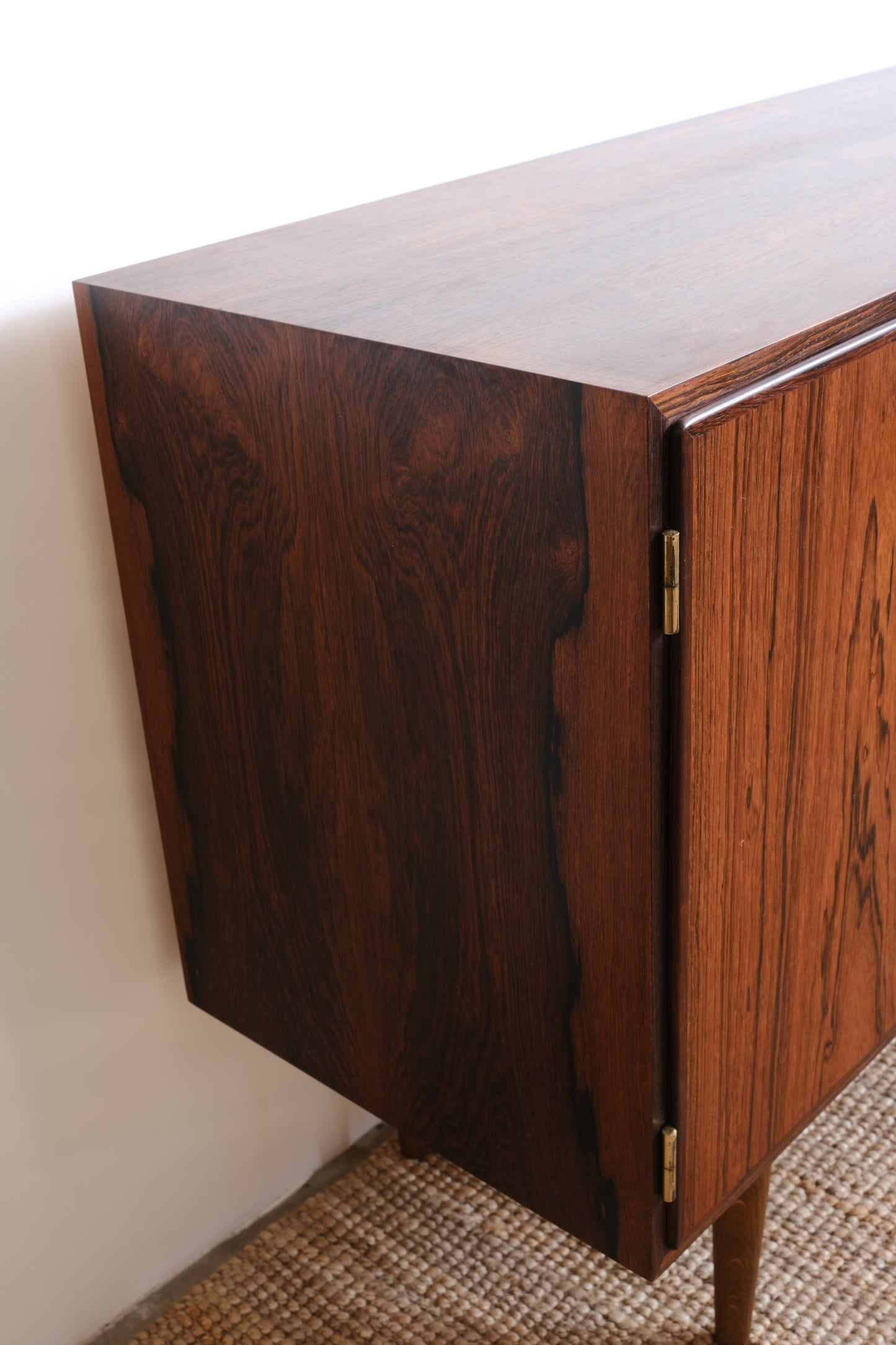 Omann Junior rosewood sideboard