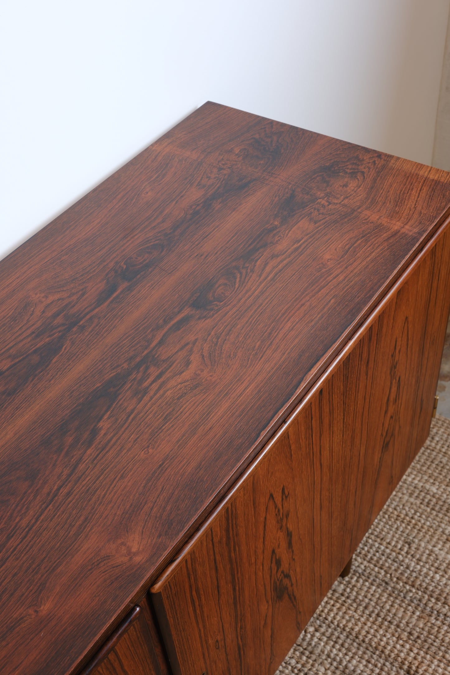Omann Junior rosewood sideboard