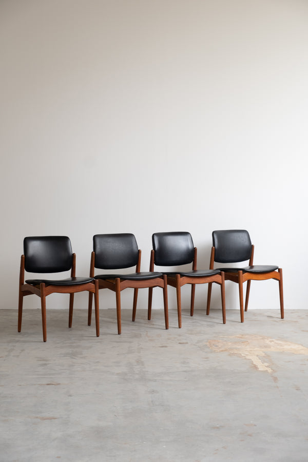Erik Buch 'Captain' teak chairs (set of 4)