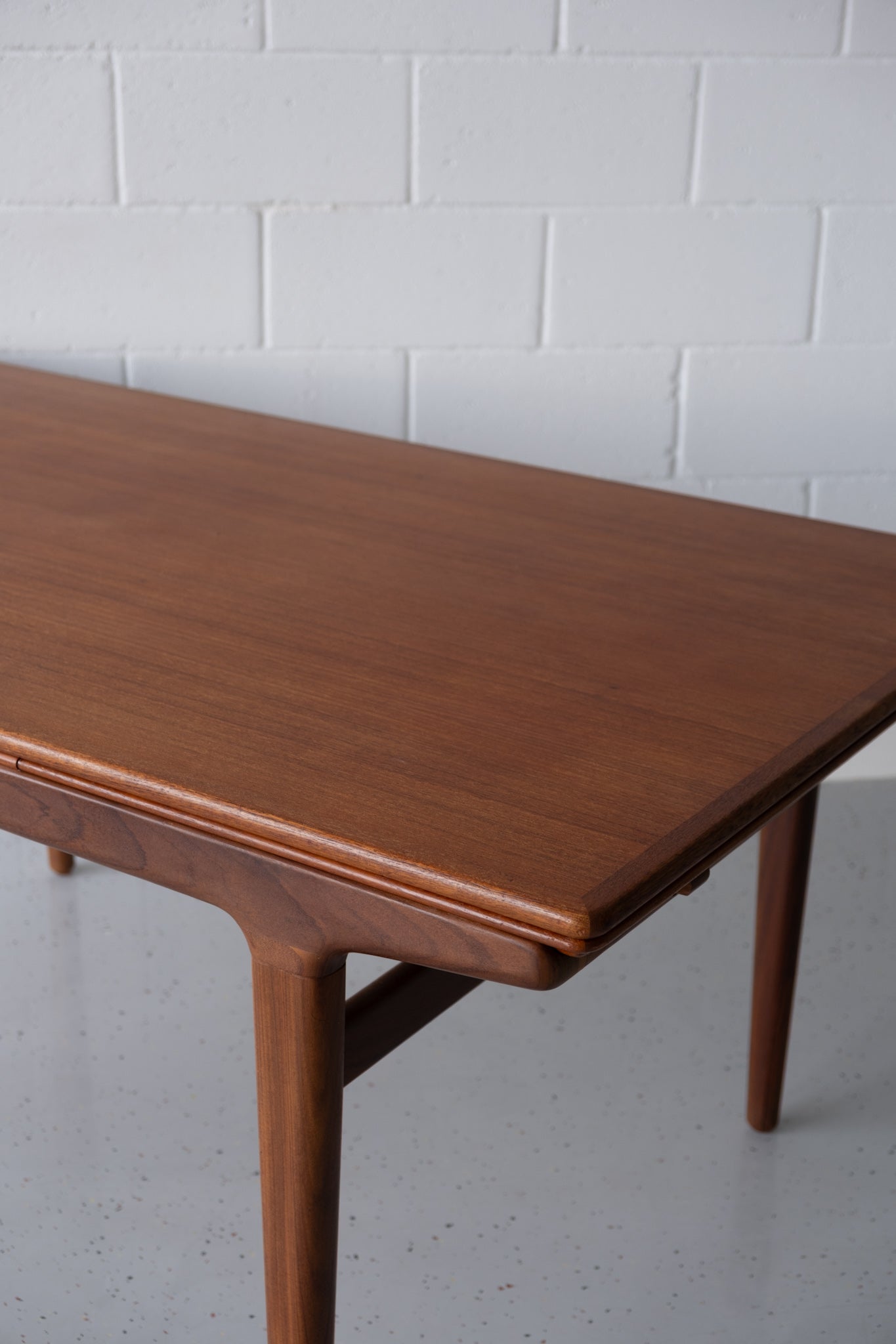 Johannes Andersen dining table