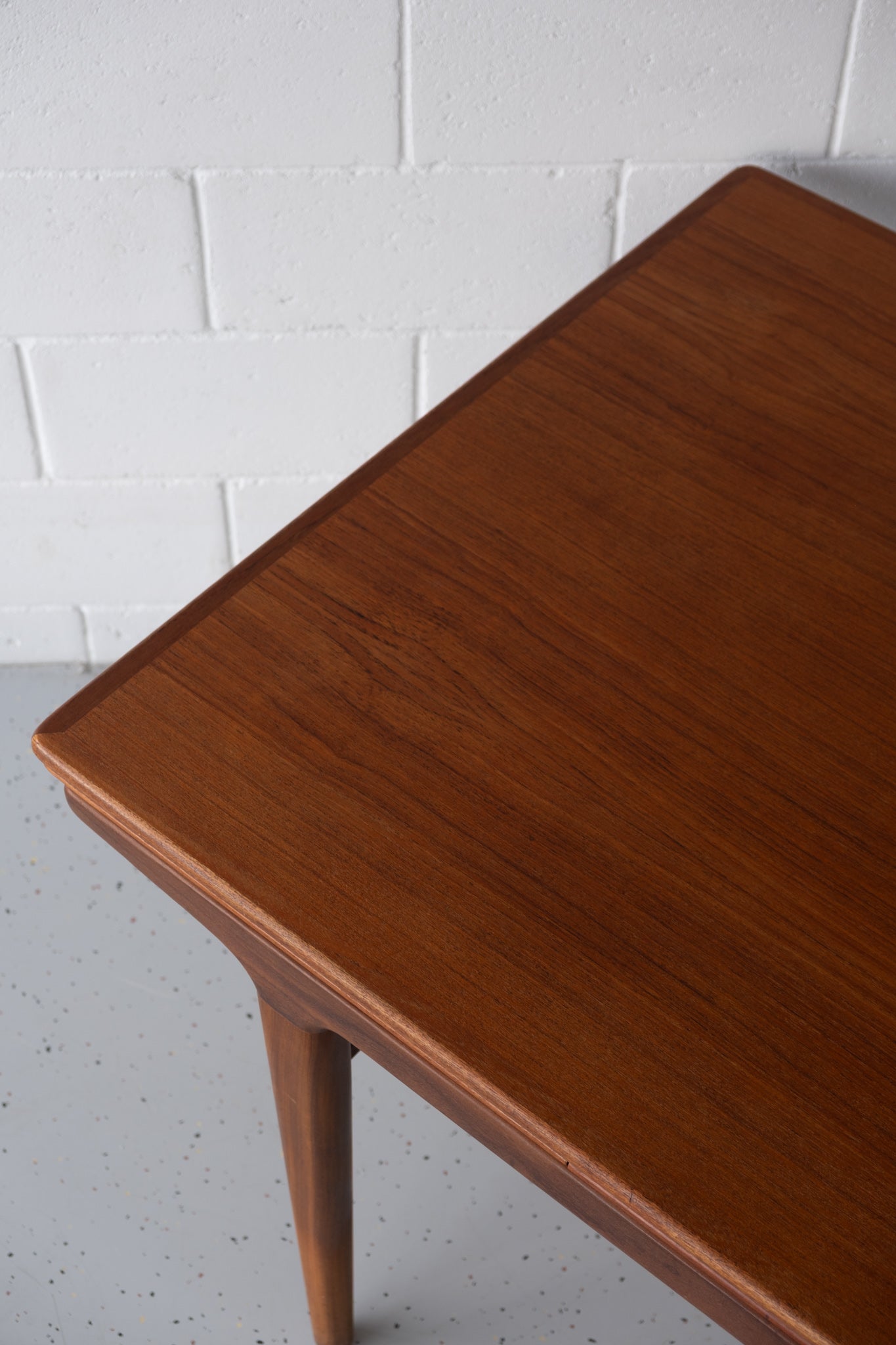 Johannes Andersen dining table