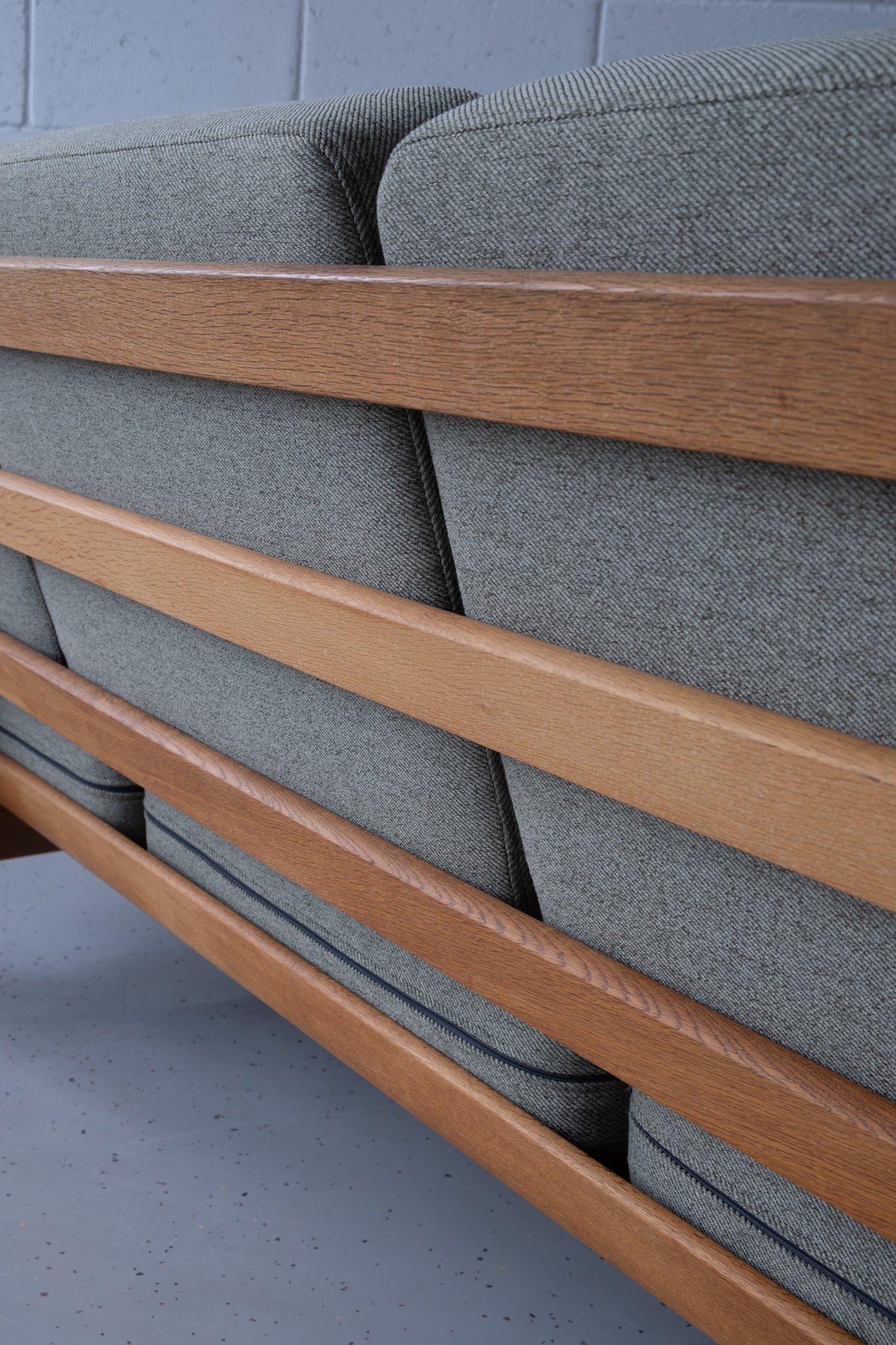 Hans Wegner GE-236 sofa for Getama