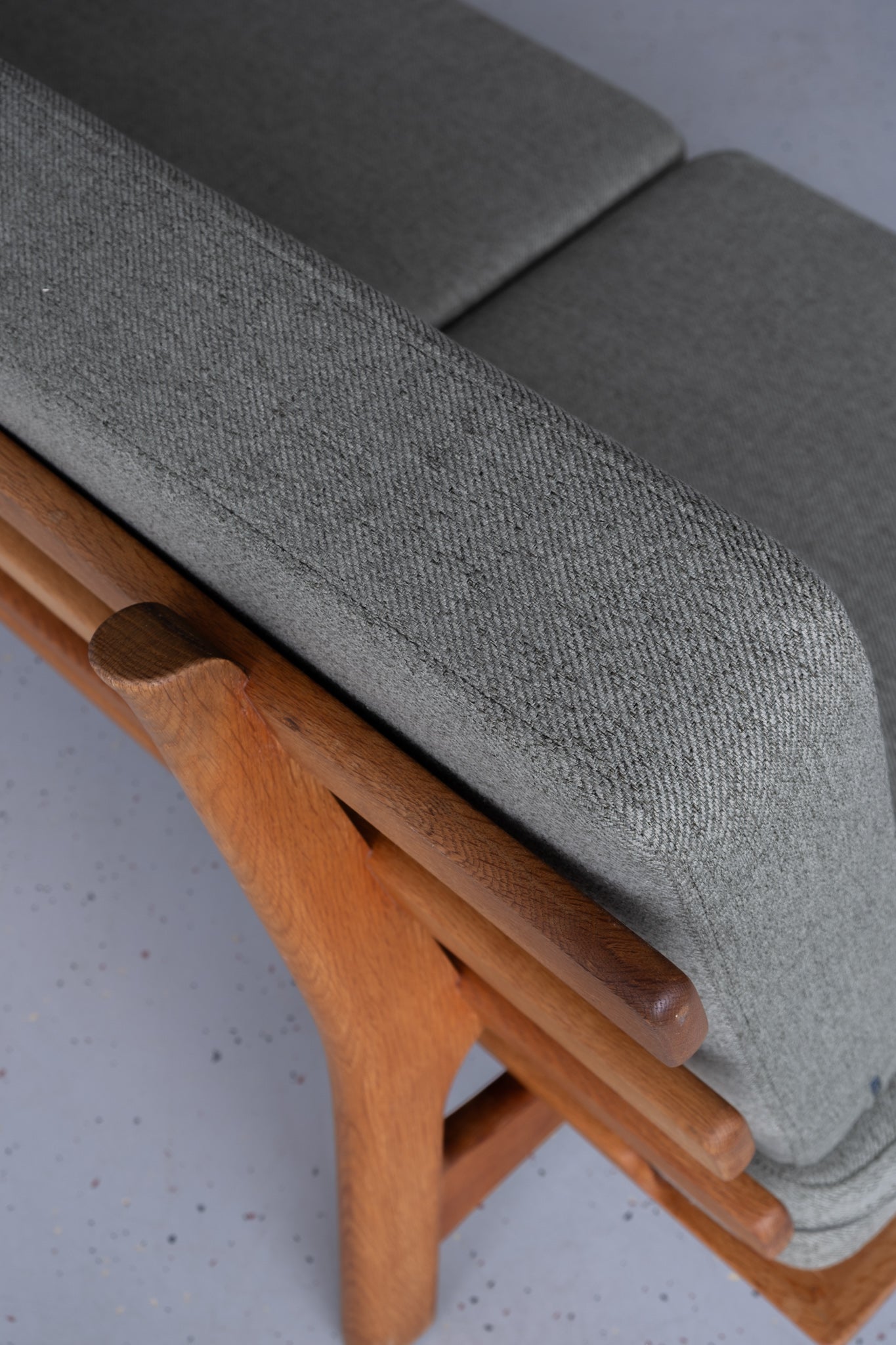 Hans Wegner GE-236 sofa for Getama