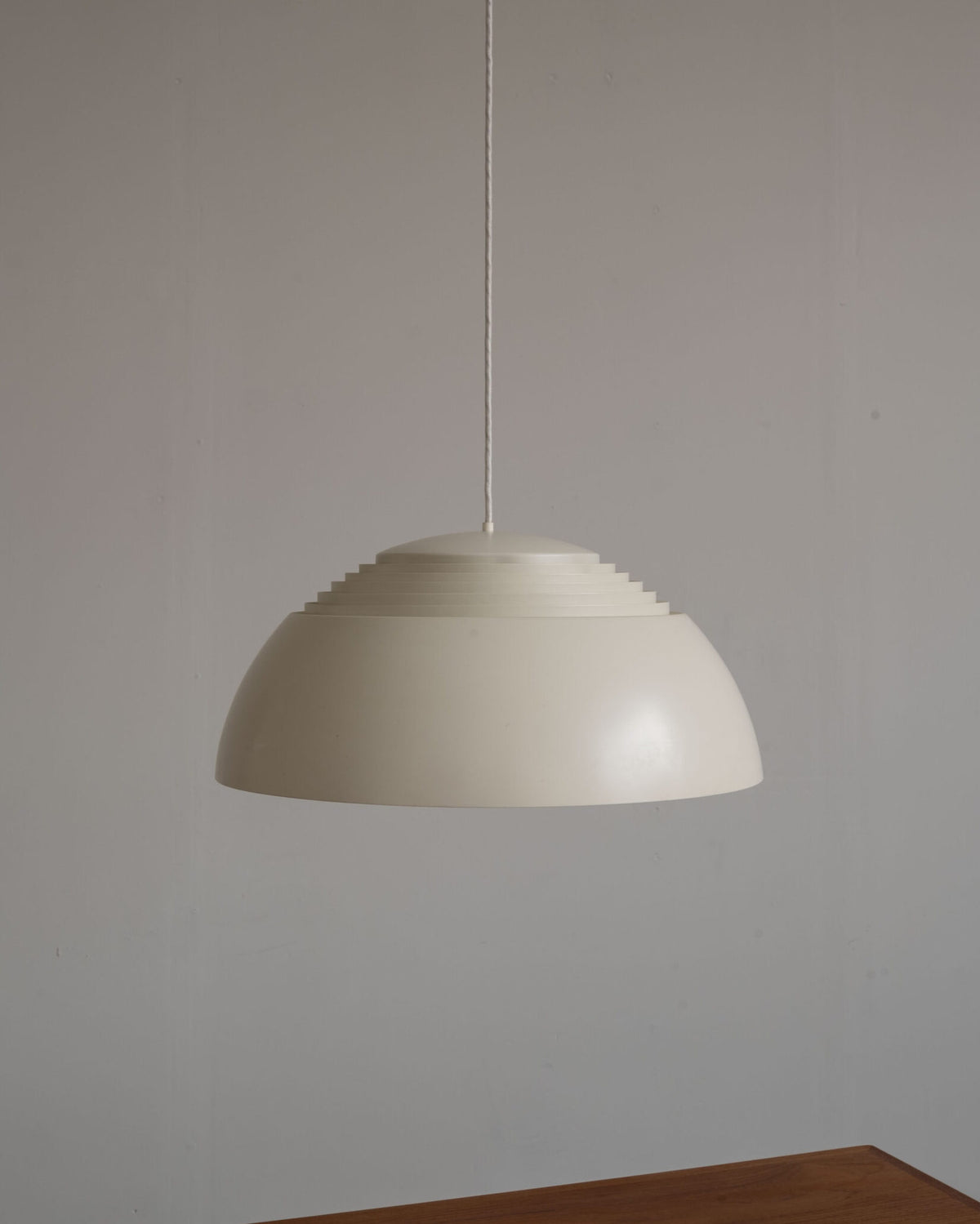 Royal Pendel, Arne Jacobsen Louis Poulsenile (1960. aastad)