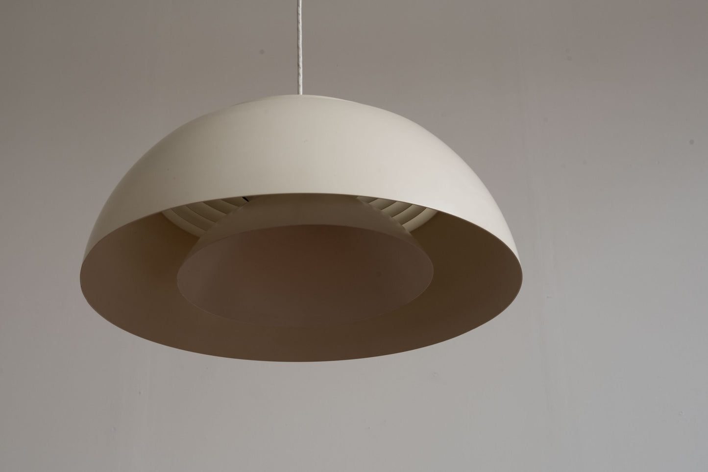 Royal Pendel, Arne Jacobsen for Louis Poulsen (1960s)