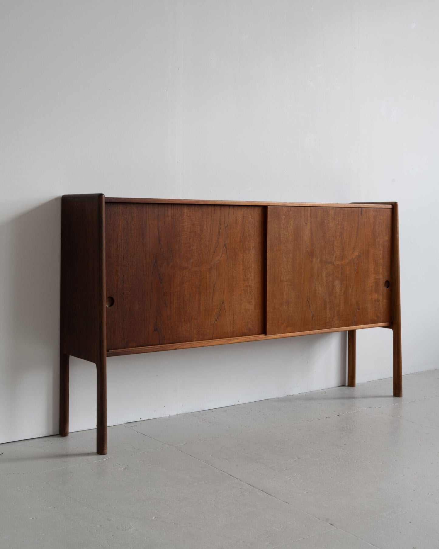Hans Wegner Ry20 sideboard