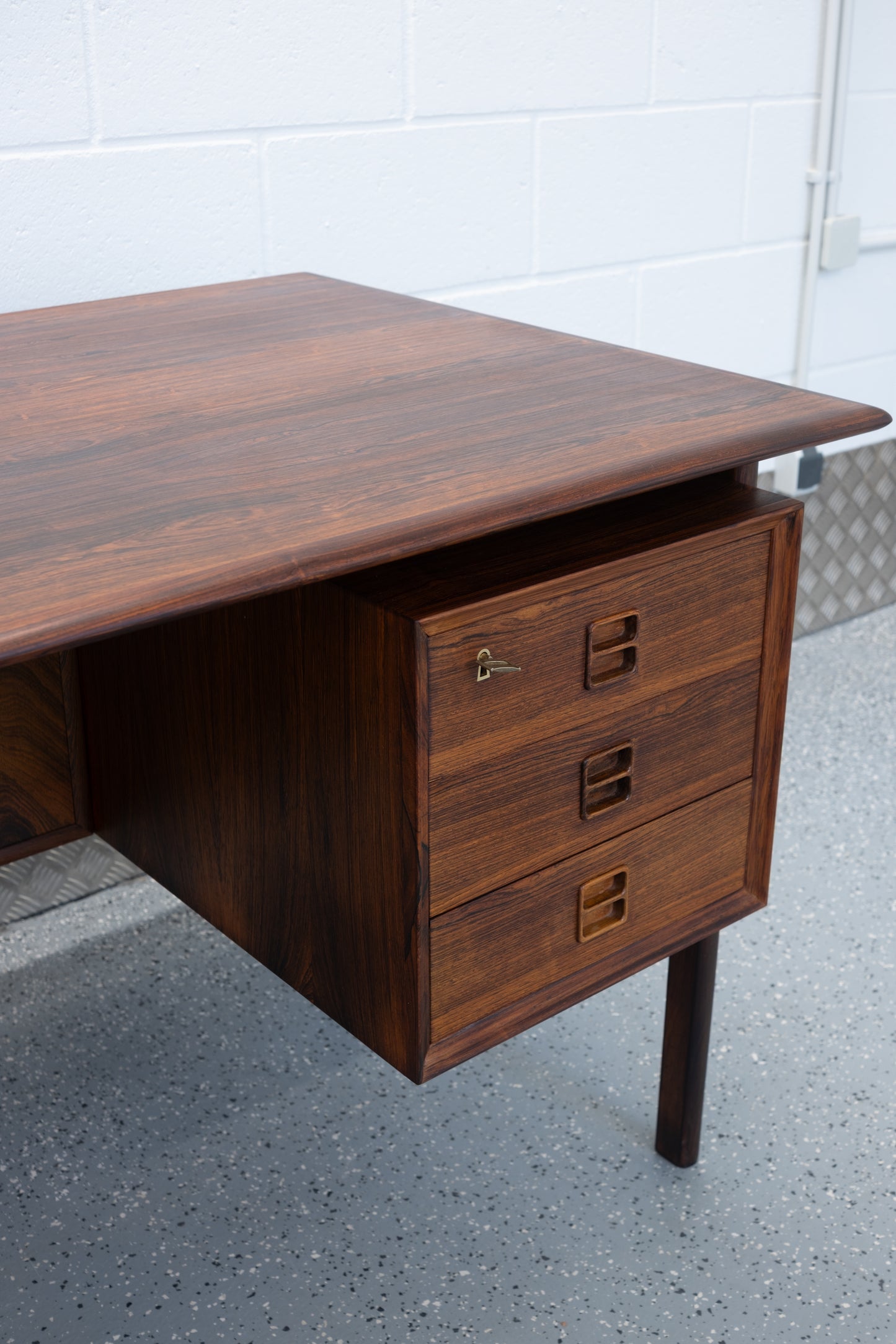 Arne Vodder rosewood desk