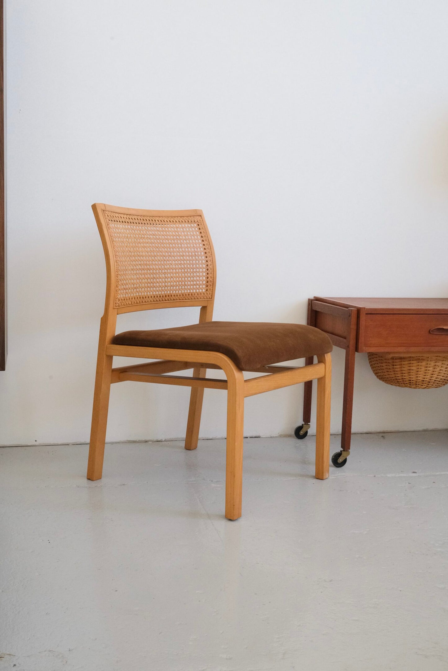 Dux, beech wood and French wicker - original upholstery