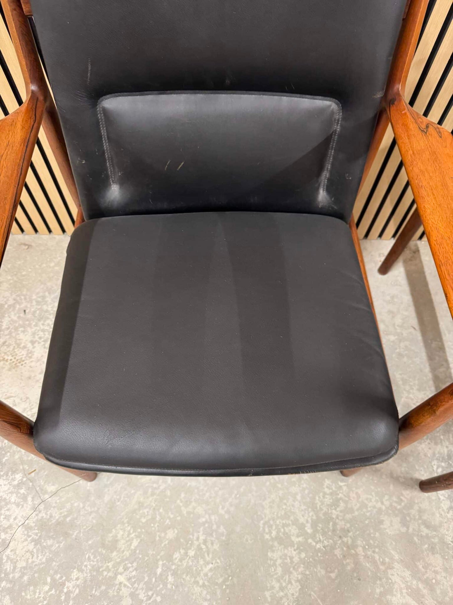 2 Arne Vodder Armstole palisander