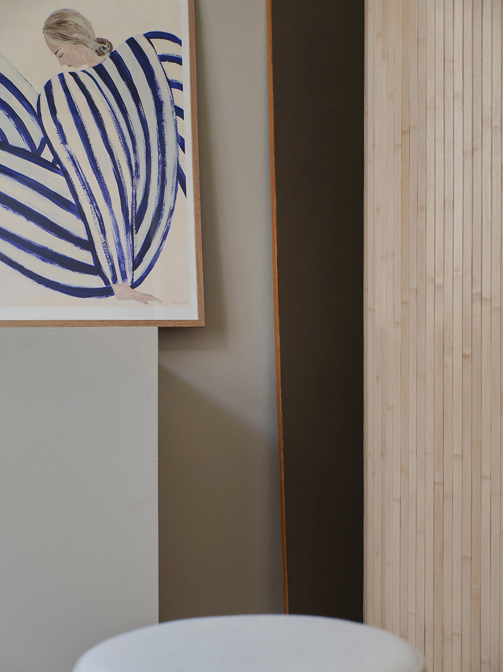 Blue stripe At Concorde by Sofia Lind