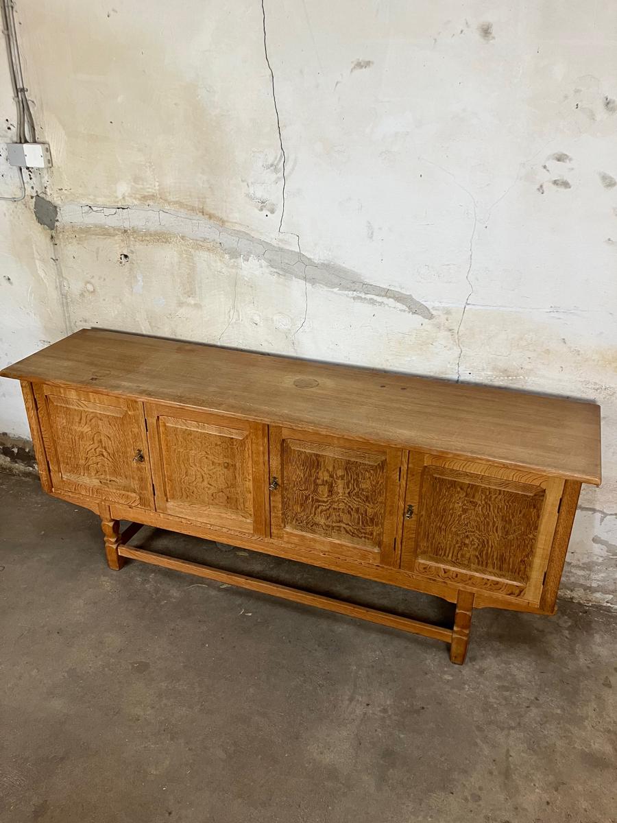 Low solid oak sideboard 209x90x50