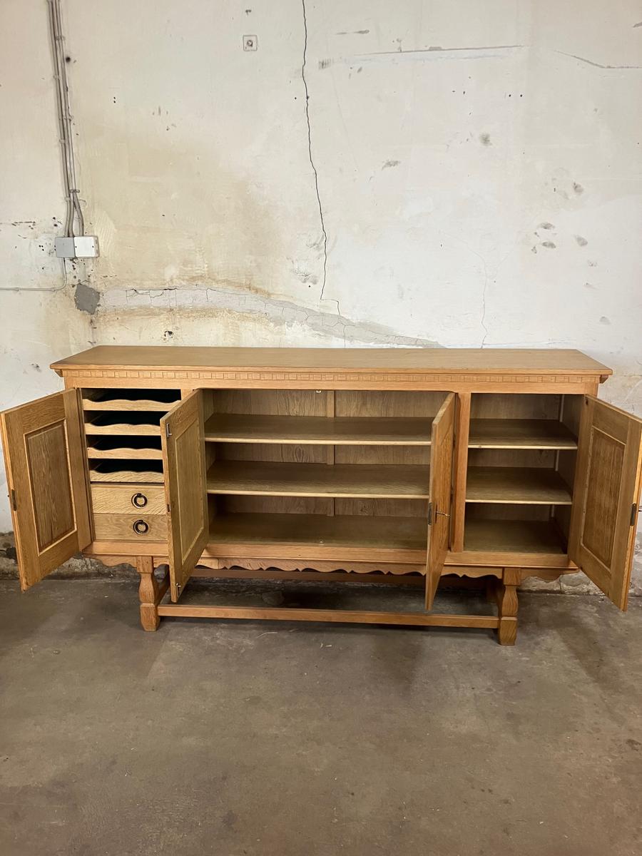 Solid oak highboard 207x116x48