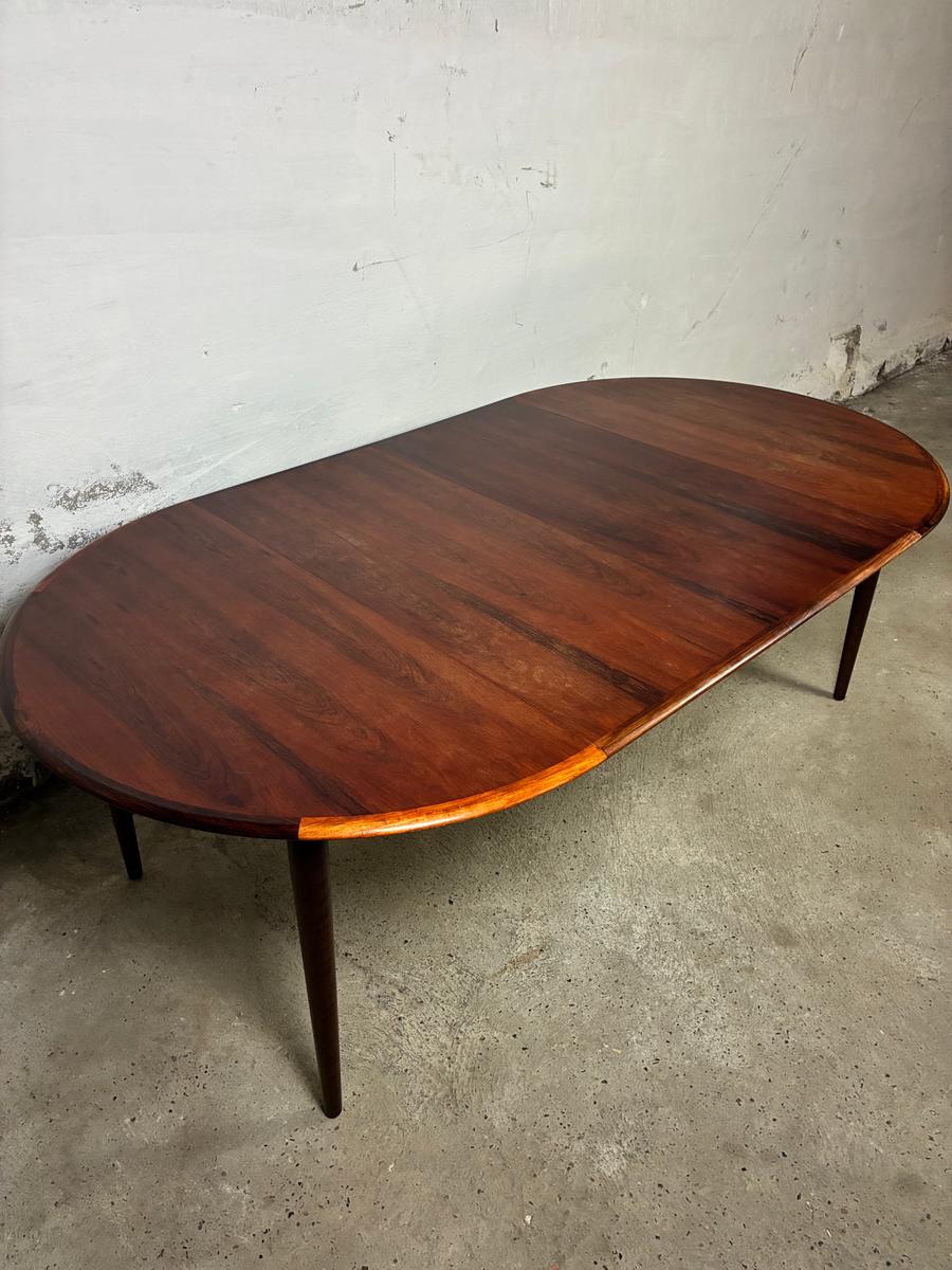 Round rosewood table by skovby møbelfabrik Ø120+2x50