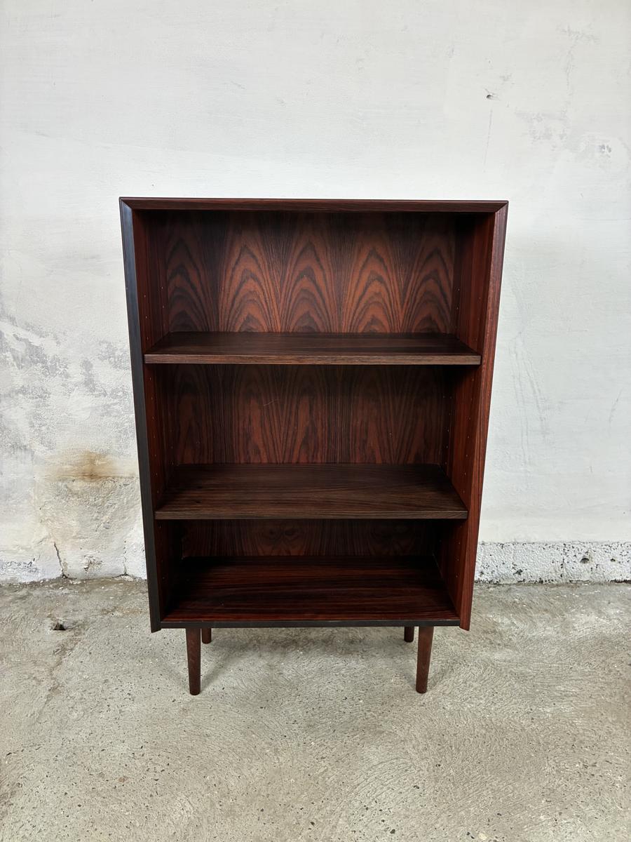 Rosewood bookcase 69x109x30