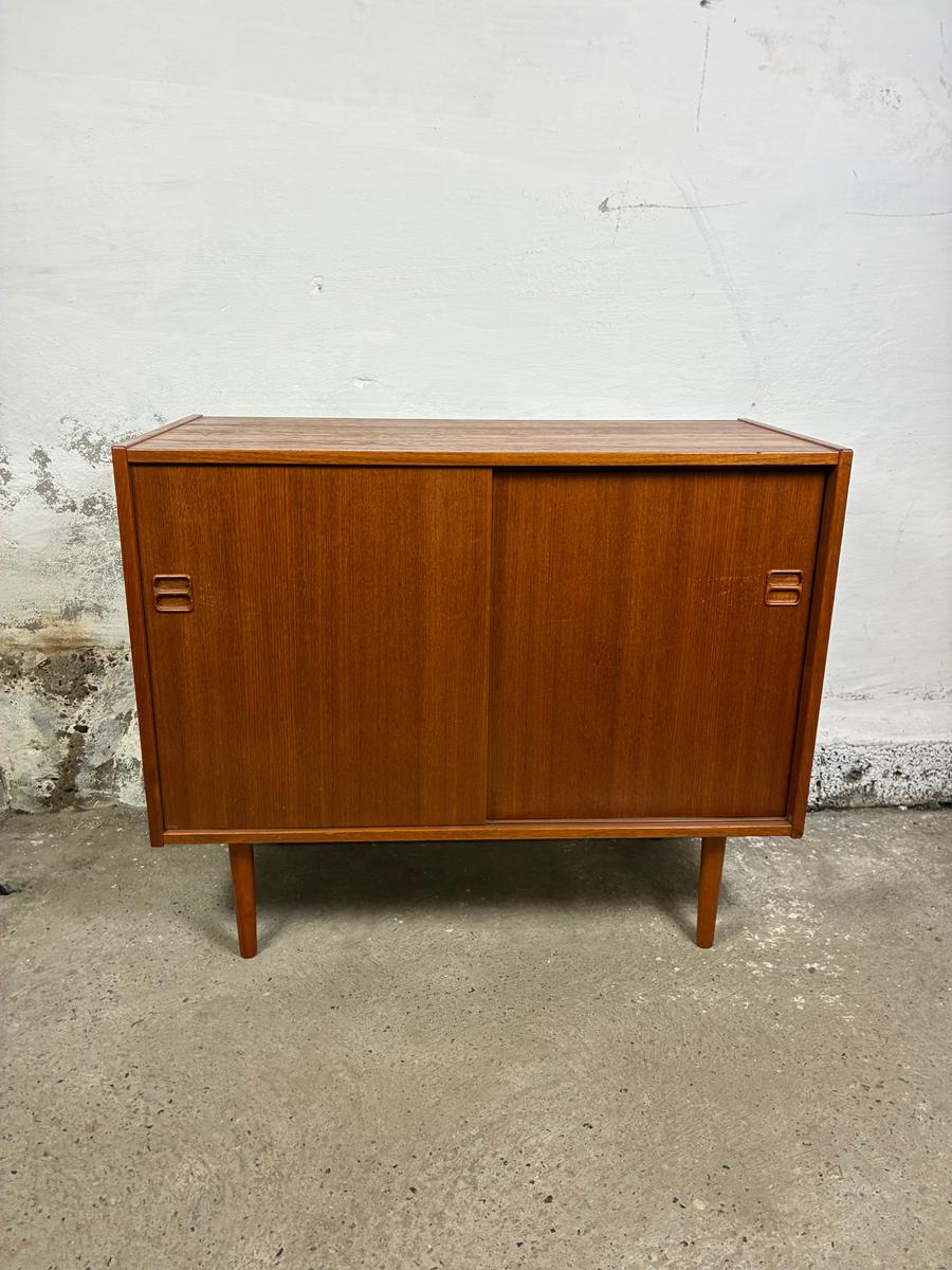 Small teak sideboard 90x74x42