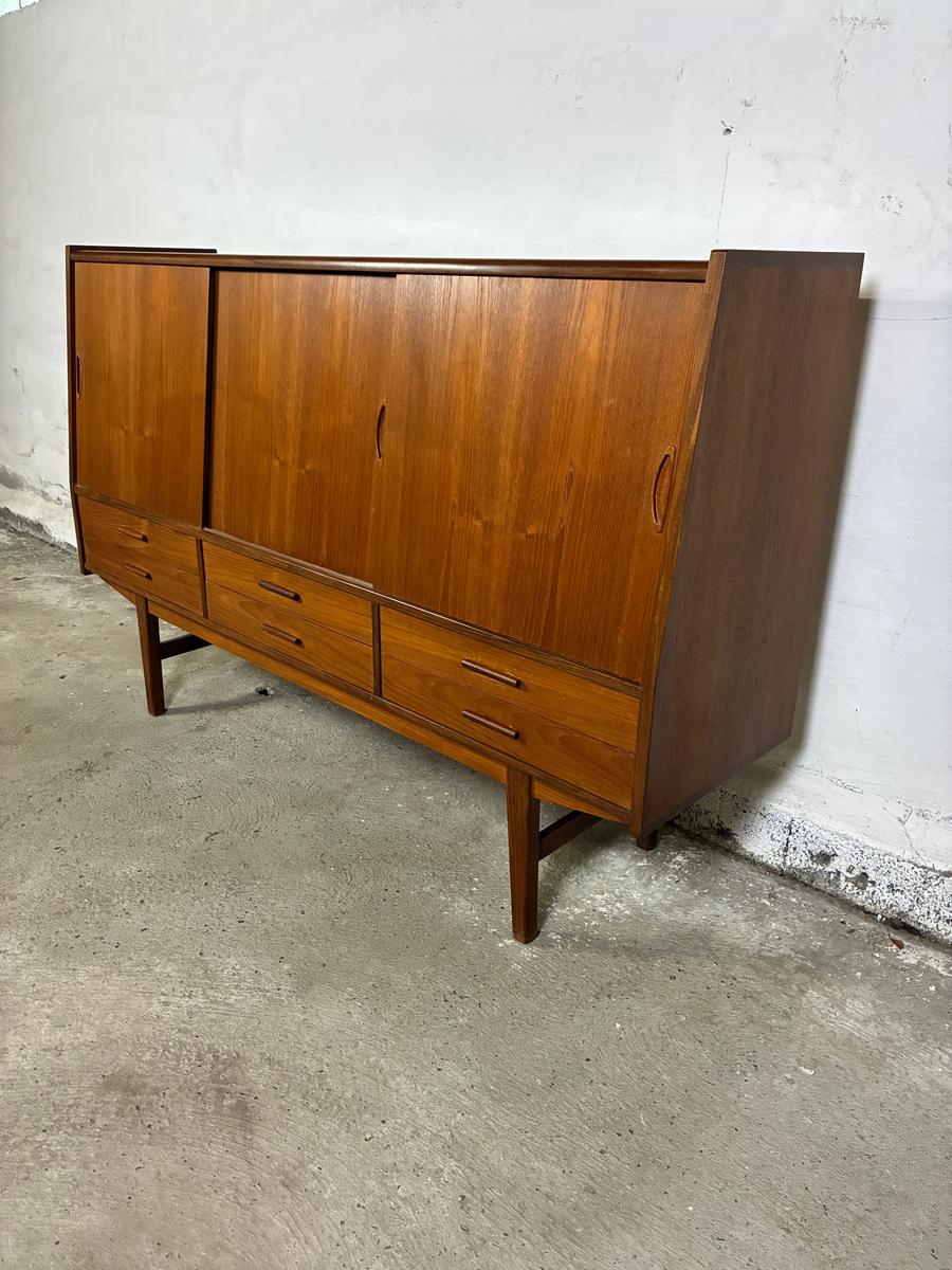 Teak highboard 180x116x47