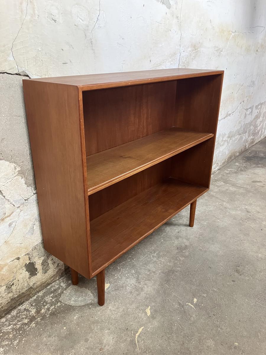 Low teak bookcases 84x90x25